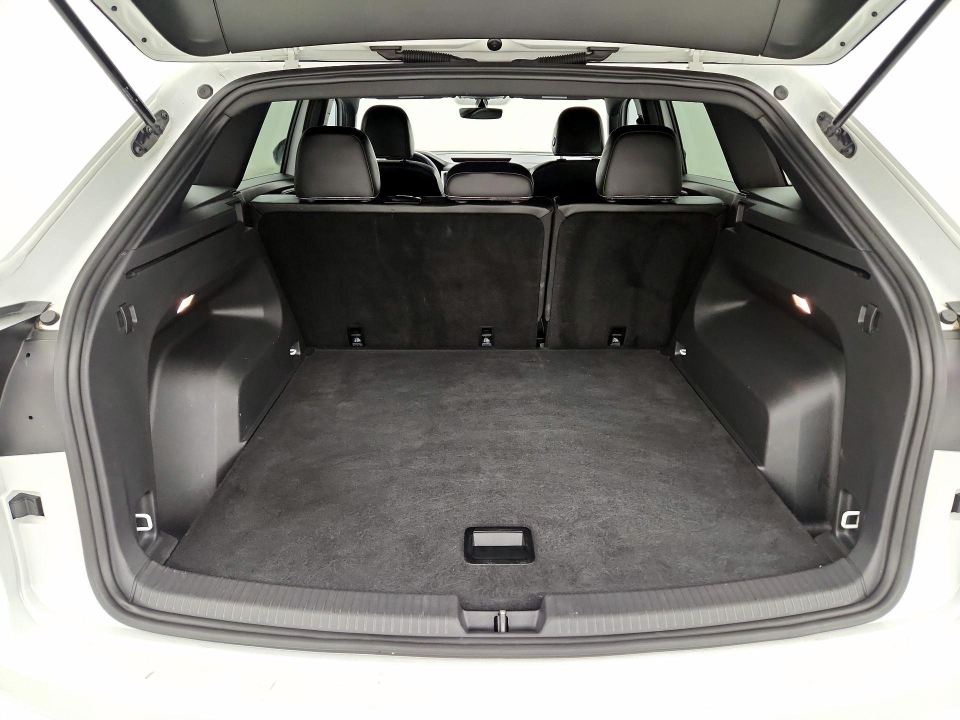 Thumbnail: 2023 Volkswagen Atlas - 20