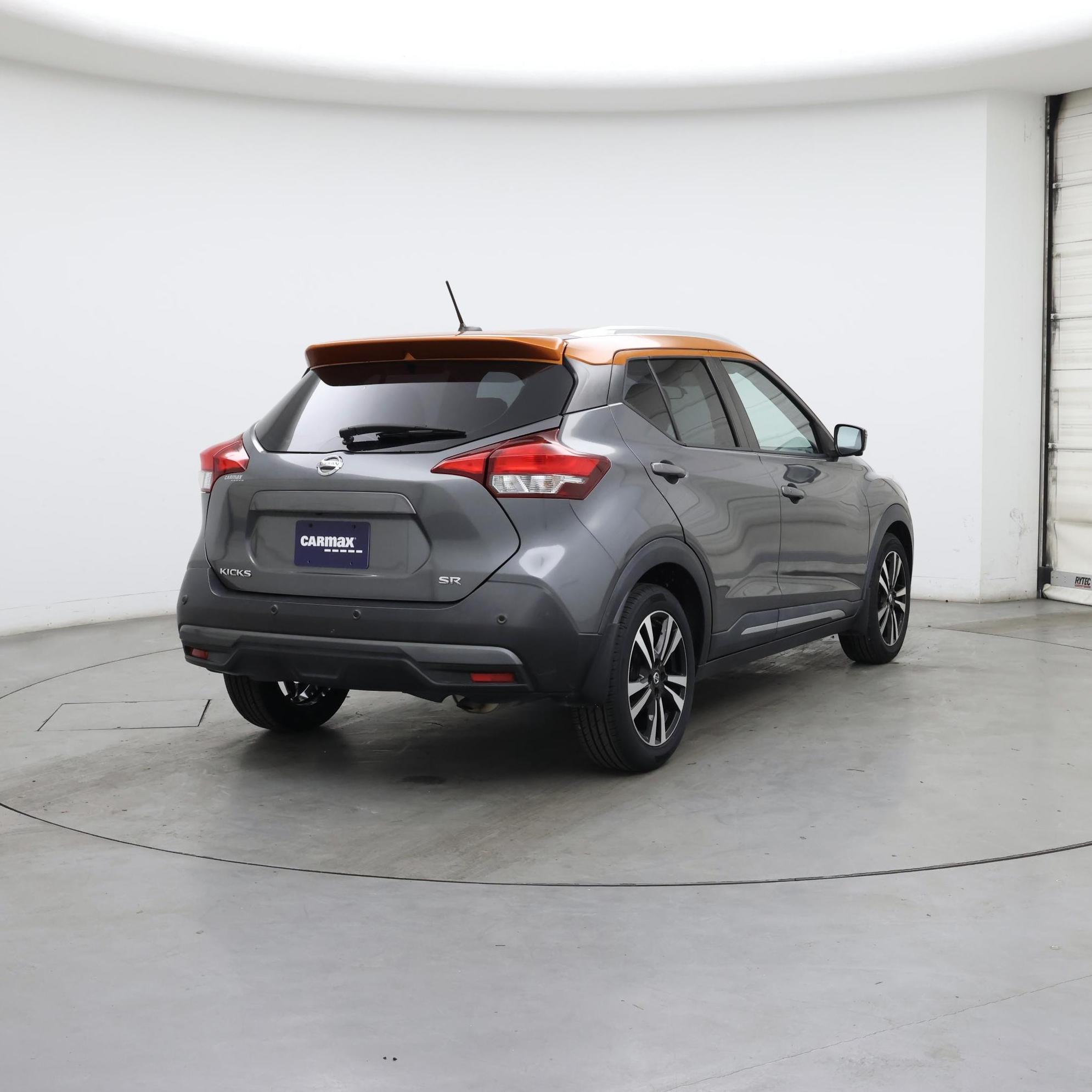 Thumbnail: 2020 Nissan Kicks - 8