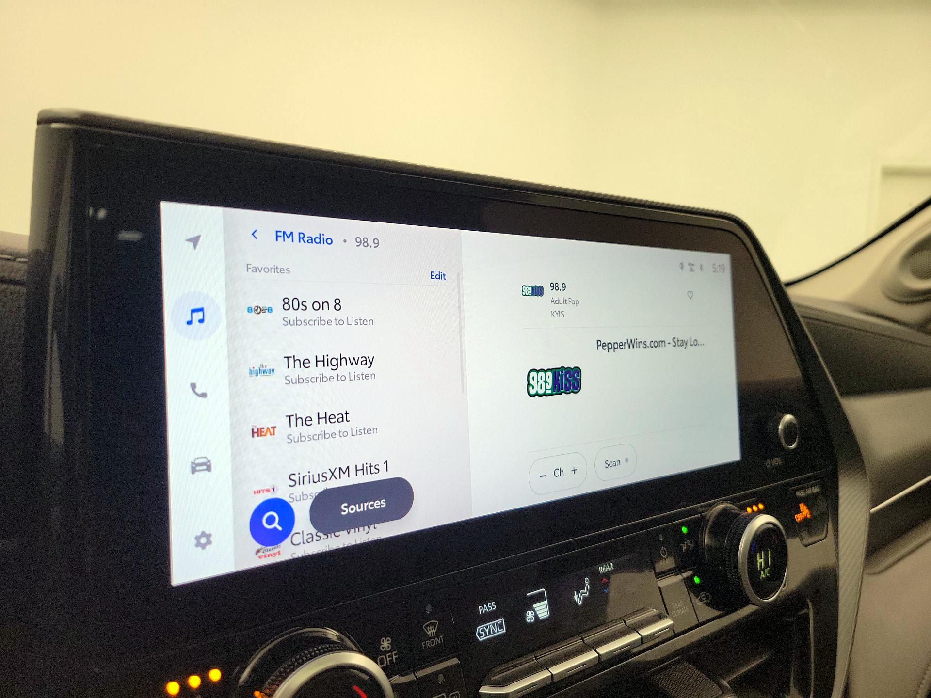 Thumbnail: 2024 Toyota Highlander - 15