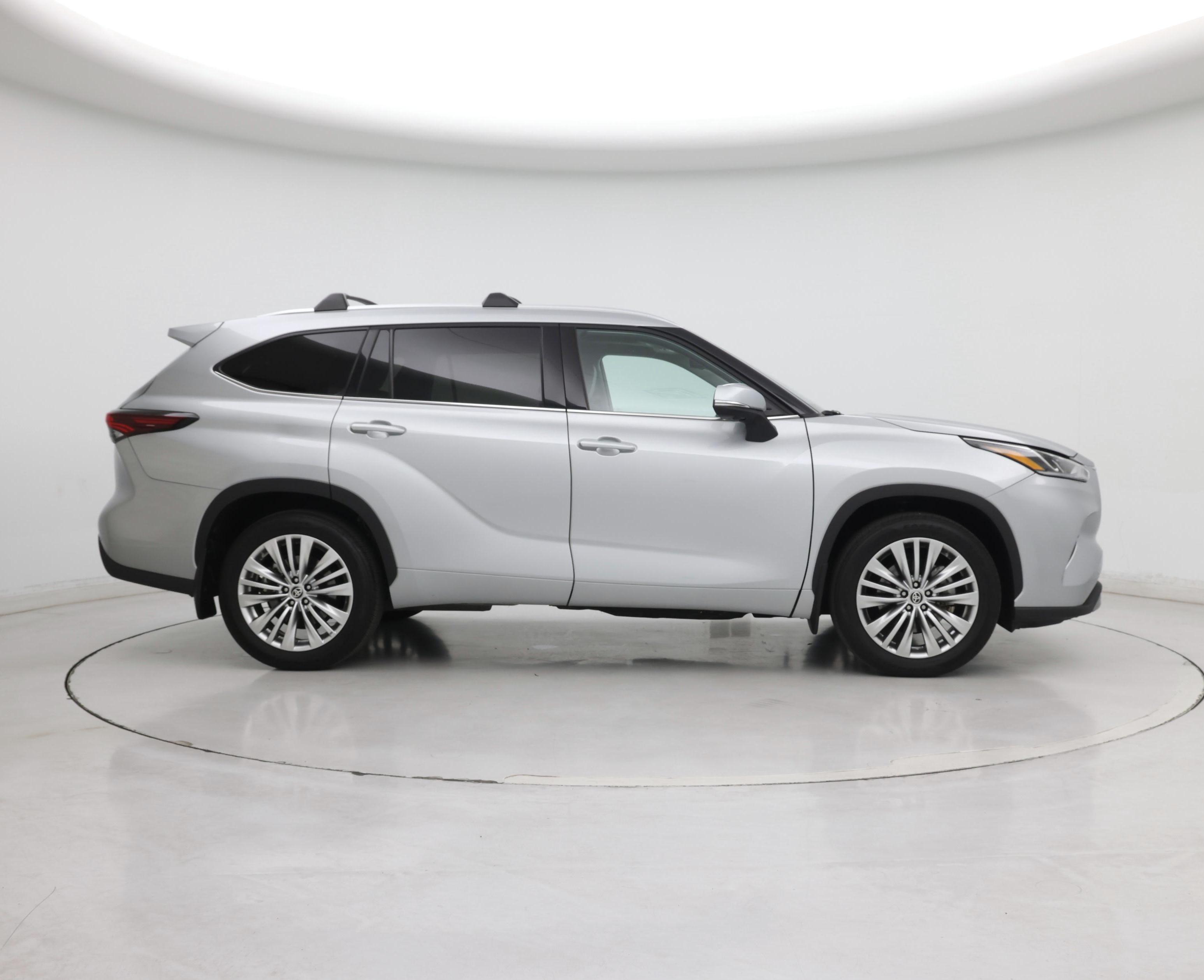 Thumbnail: 2024 Toyota Highlander - 7