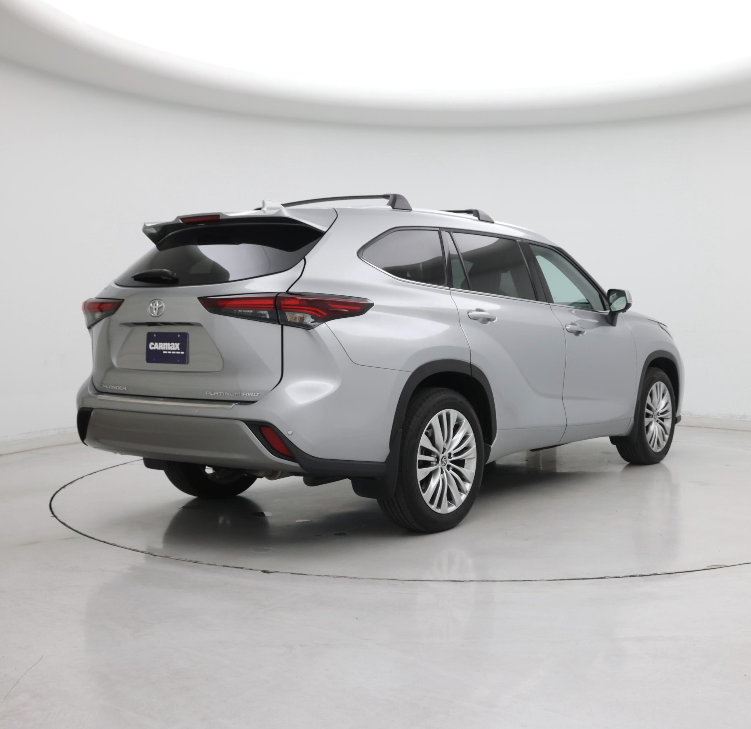 Thumbnail: 2024 Toyota Highlander - 8