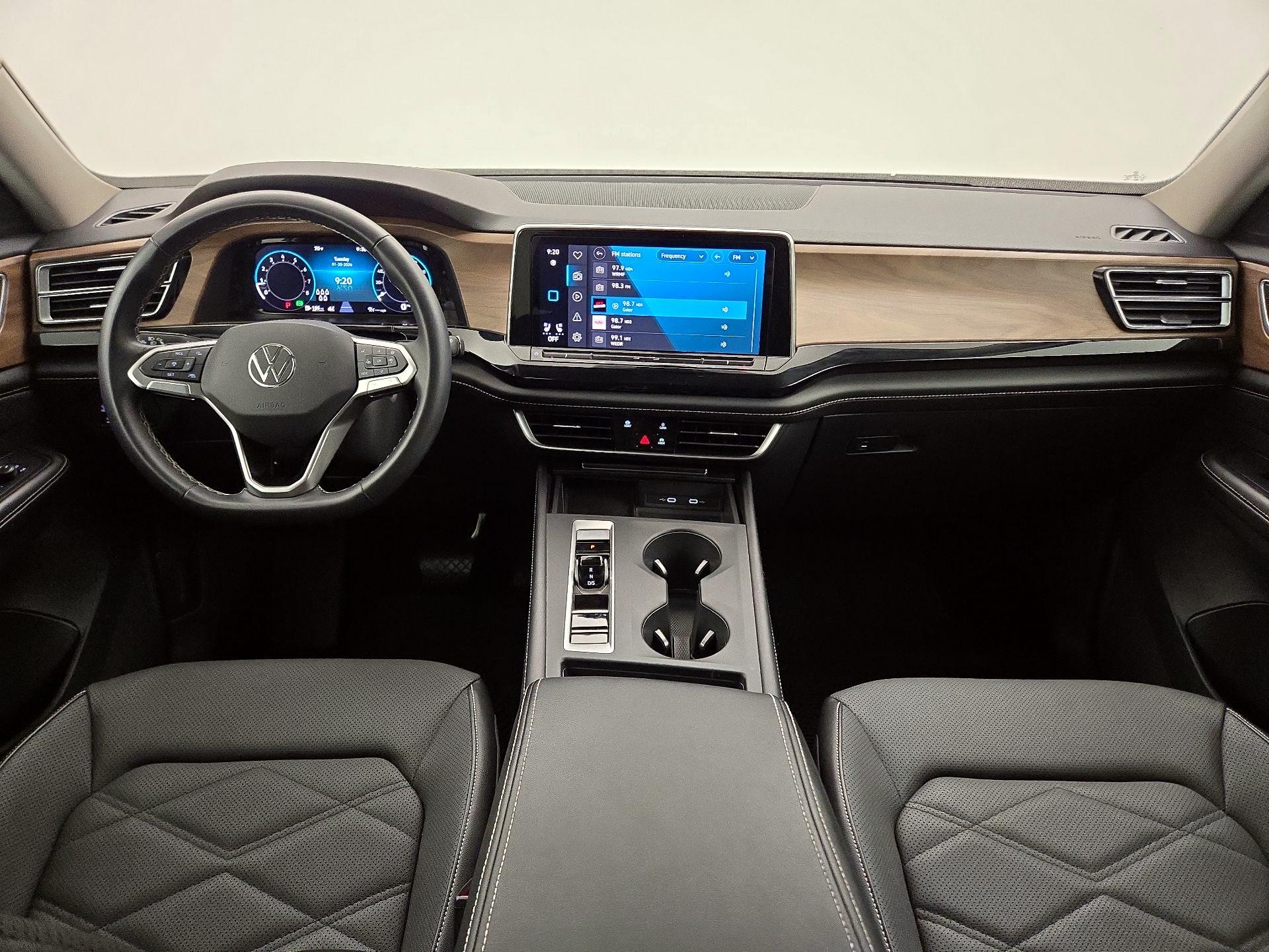 Thumbnail: 2024 Volkswagen Atlas - 9