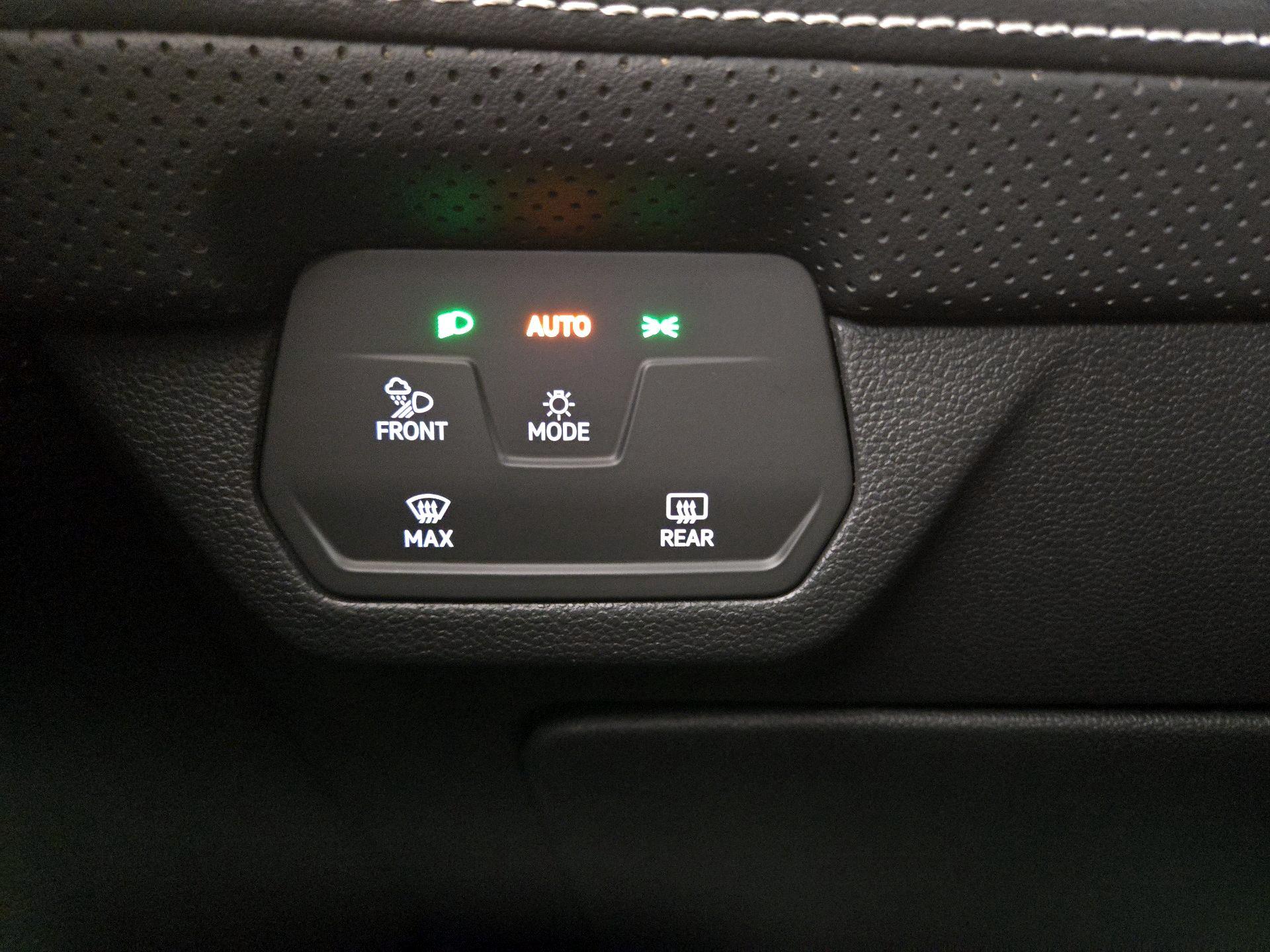 Thumbnail: 2024 Volkswagen Atlas - 13