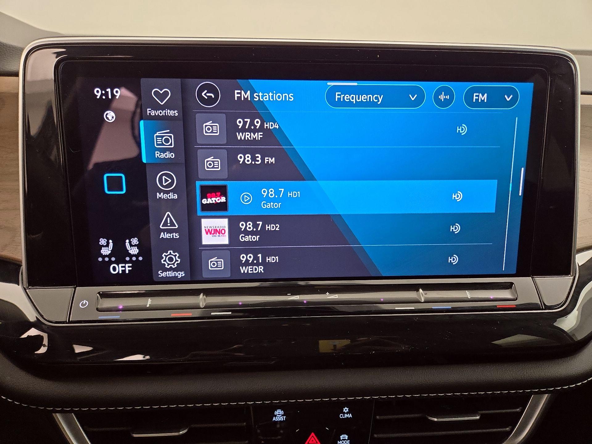 Thumbnail: 2024 Volkswagen Atlas - 15