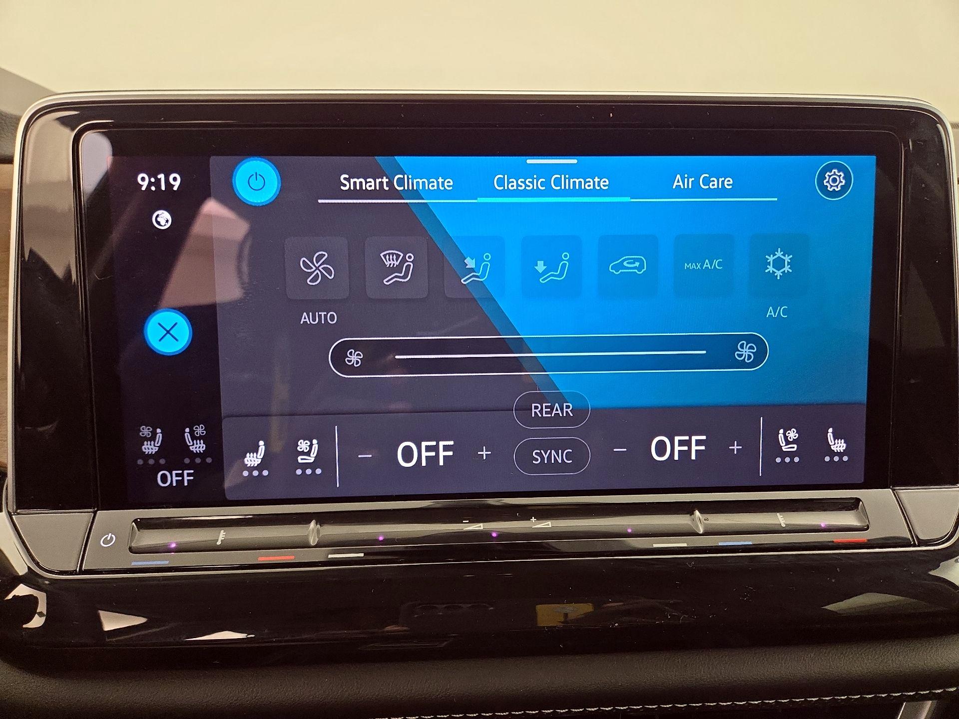 Thumbnail: 2024 Volkswagen Atlas - 16