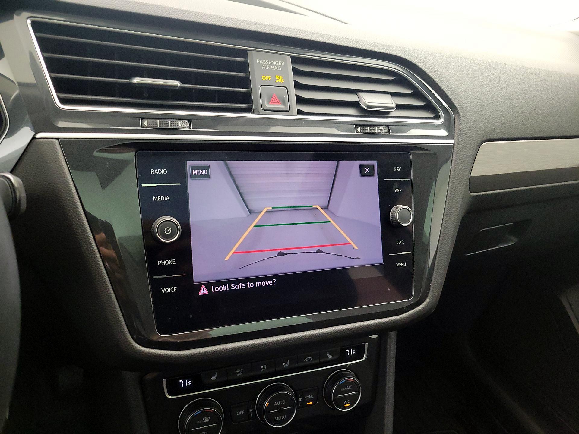 Thumbnail: 2019 Volkswagen Tiguan - 14