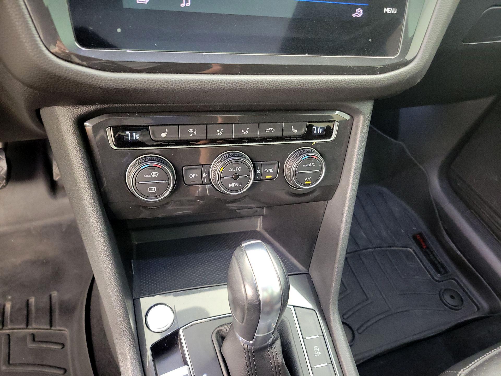 Thumbnail: 2019 Volkswagen Tiguan - 16