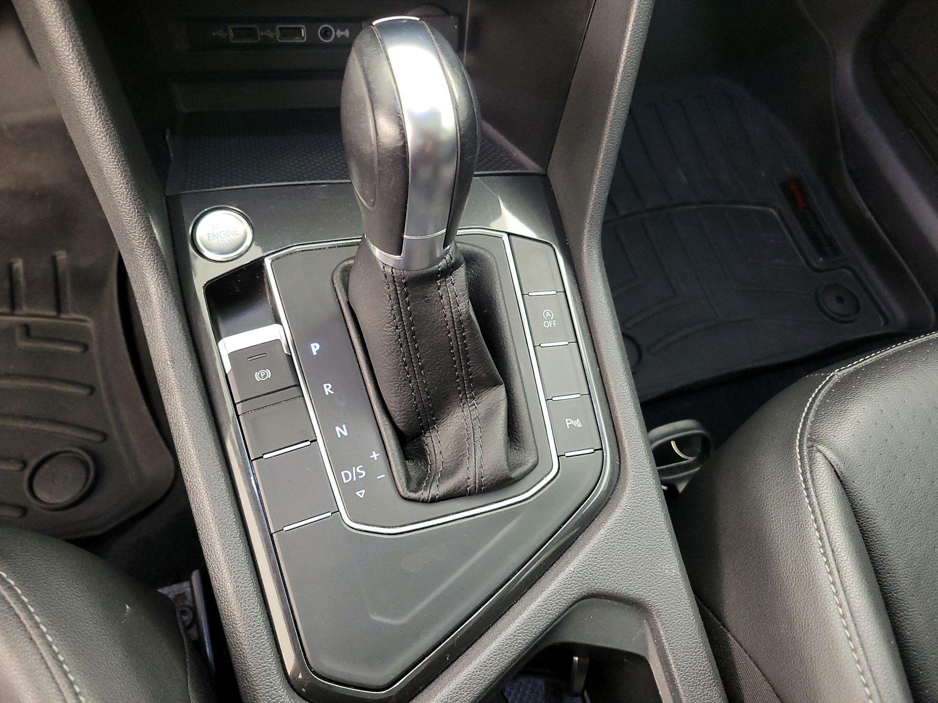 Thumbnail: 2019 Volkswagen Tiguan - 17