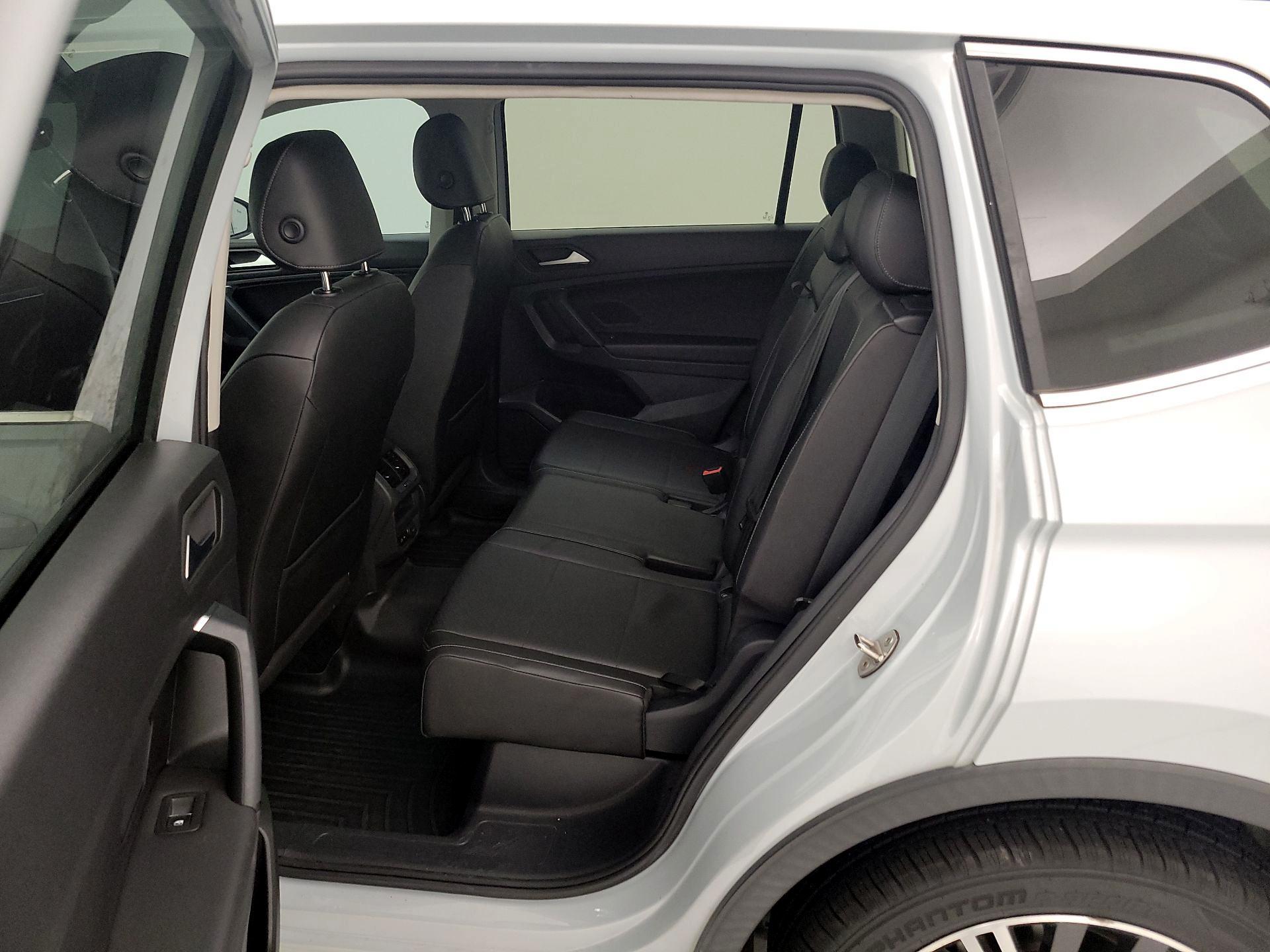 Thumbnail: 2019 Volkswagen Tiguan - 20