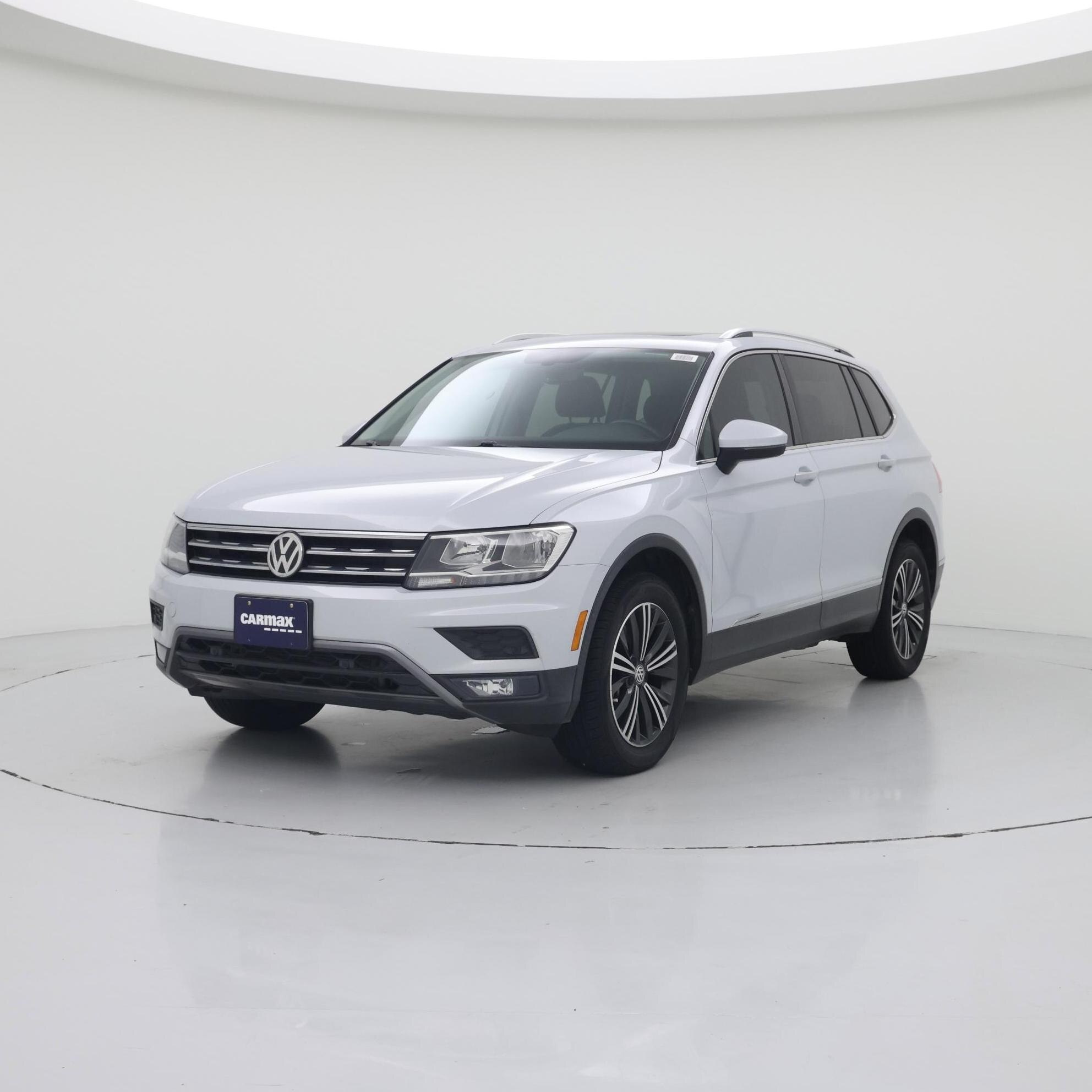 Thumbnail: 2019 Volkswagen Tiguan - 4