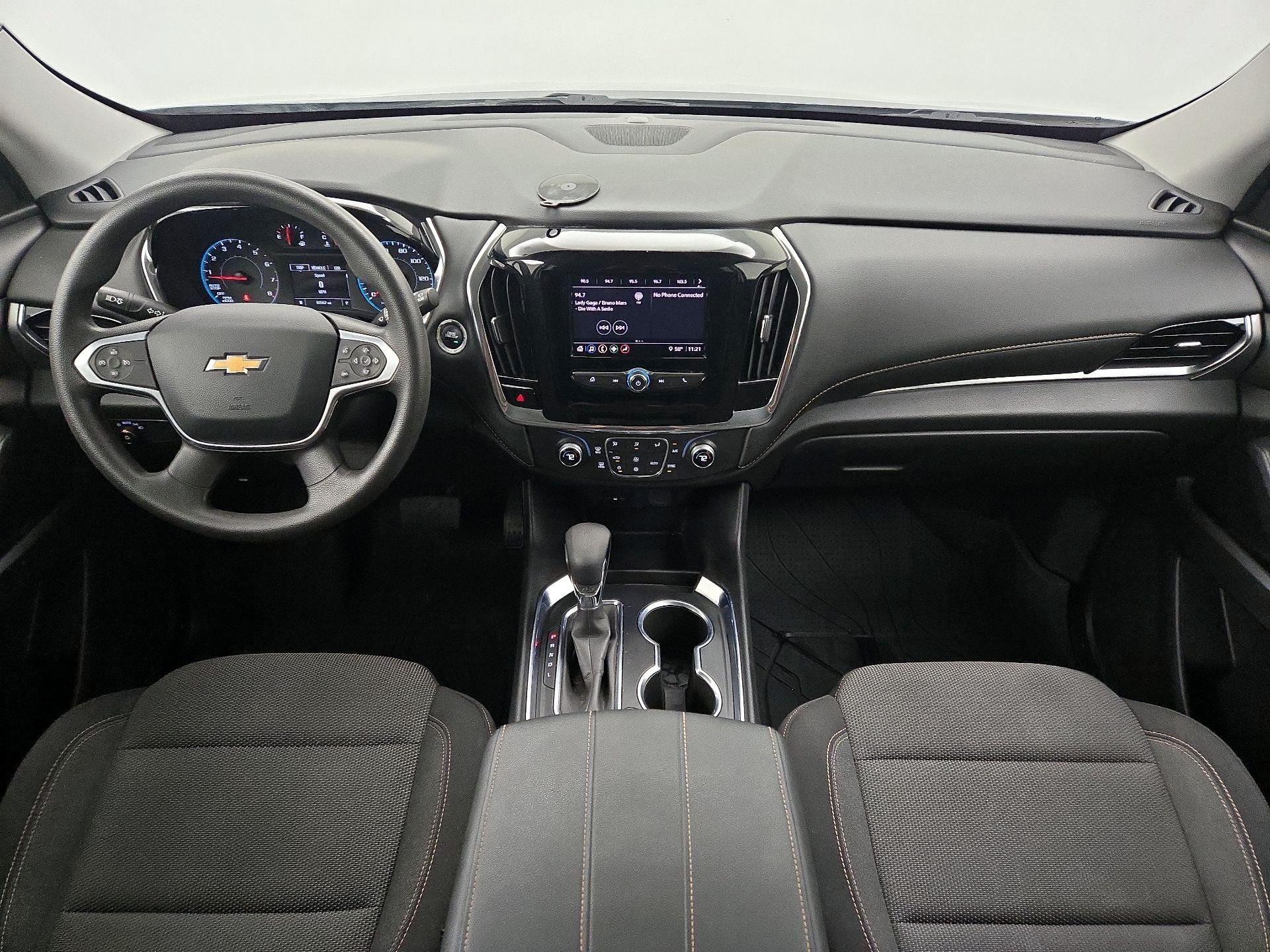 Thumbnail: 2021 Chevrolet Traverse - 9