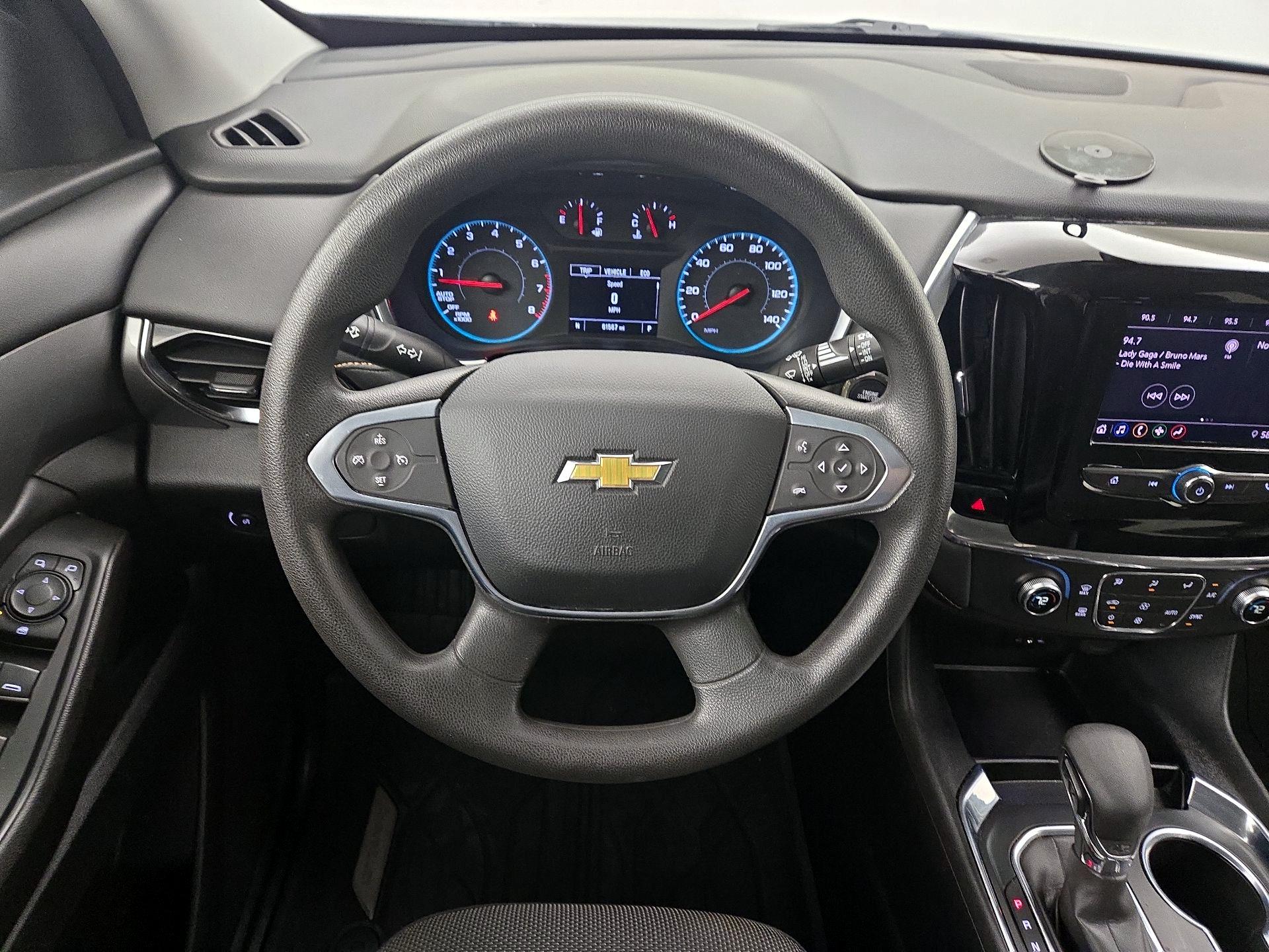 Thumbnail: 2021 Chevrolet Traverse - 10