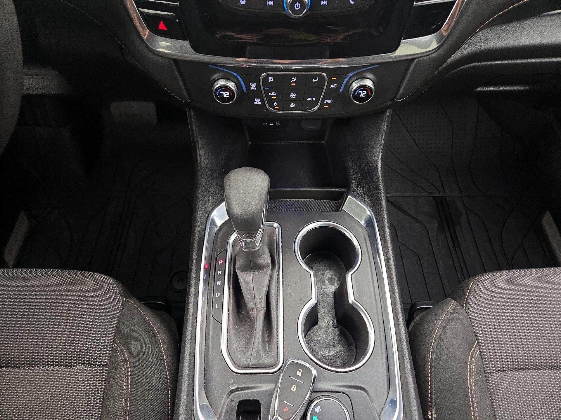 Thumbnail: 2021 Chevrolet Traverse - 17