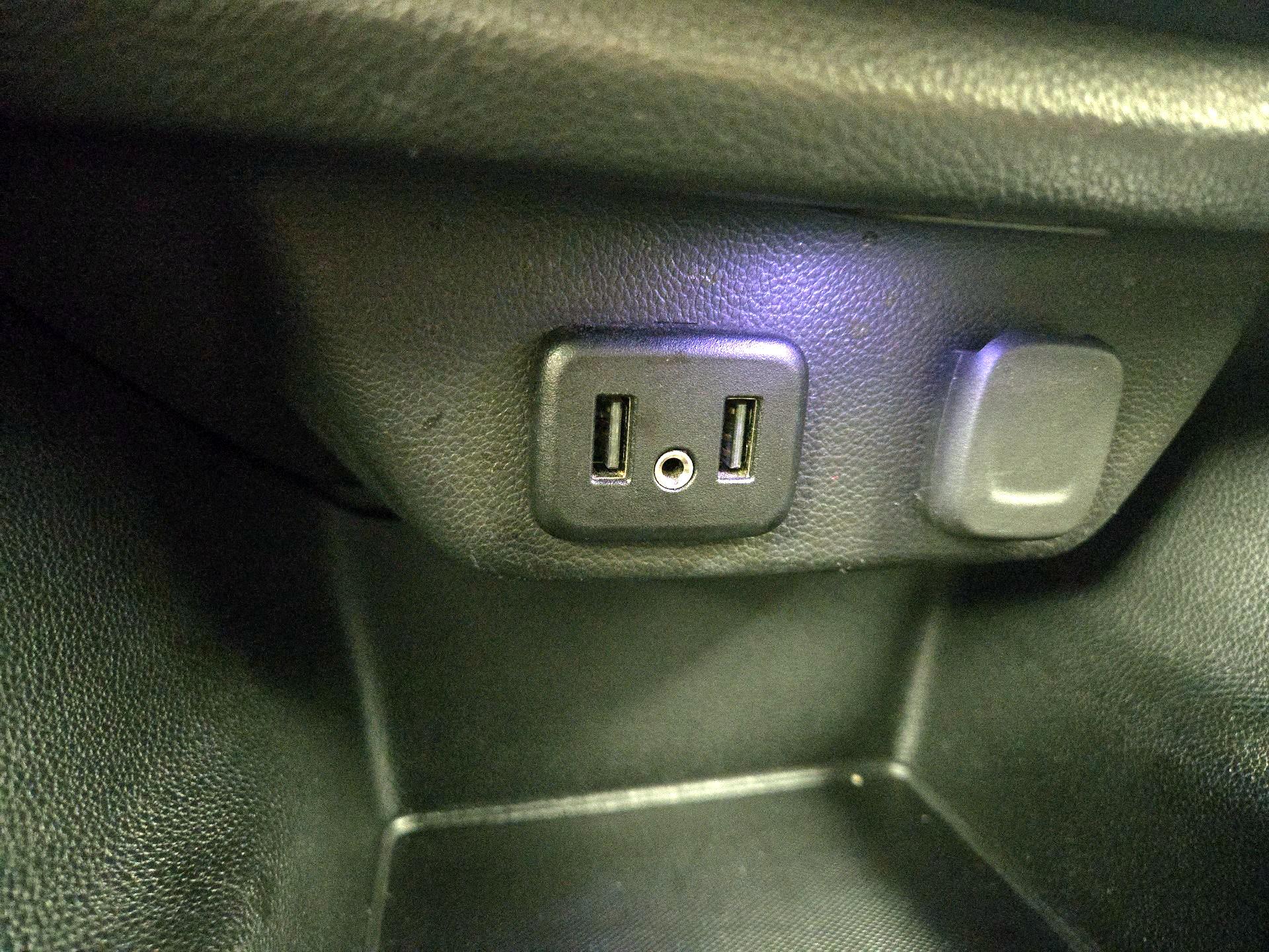 Thumbnail: 2021 Chevrolet Traverse - 18