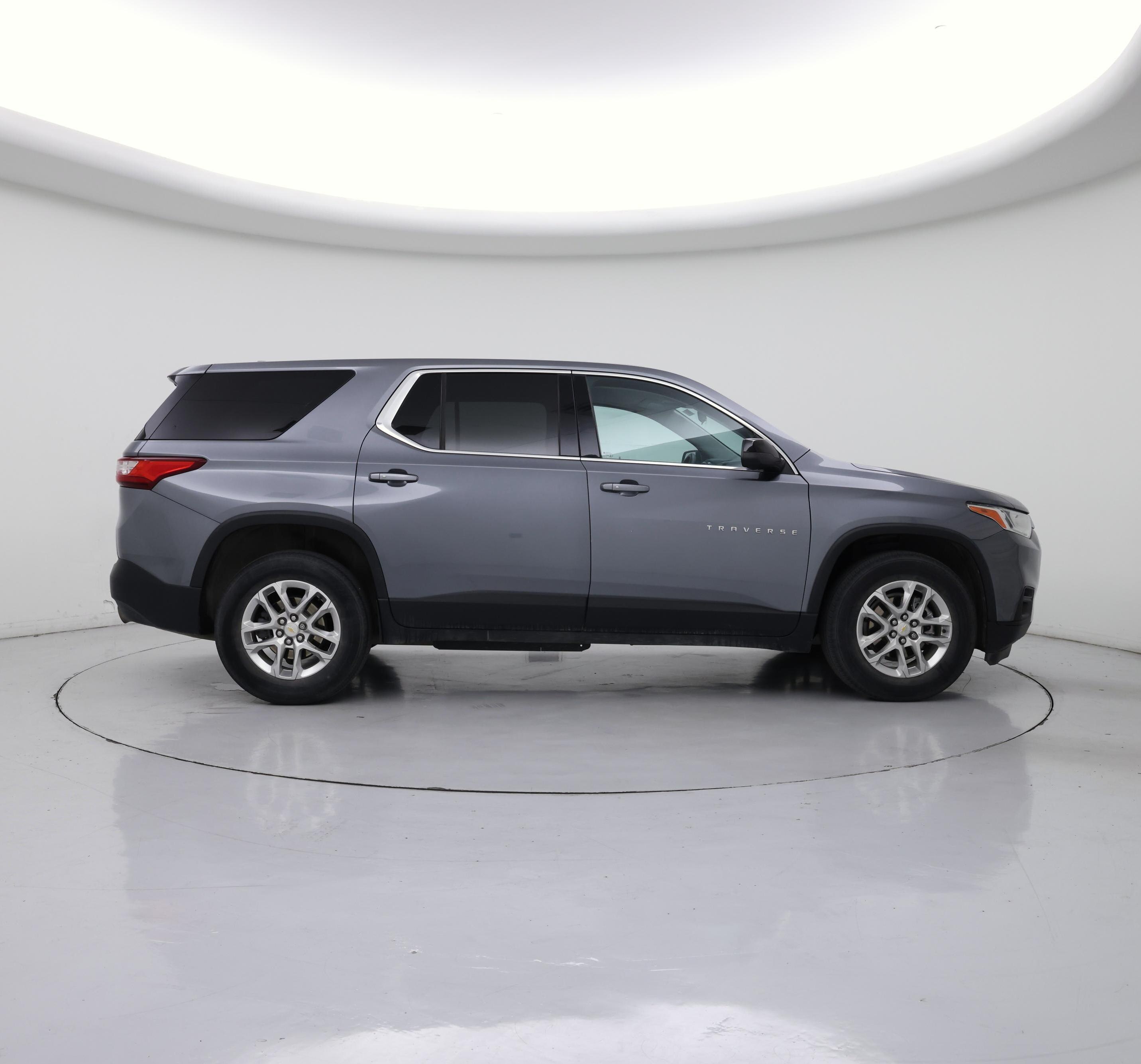 Thumbnail: 2021 Chevrolet Traverse - 7