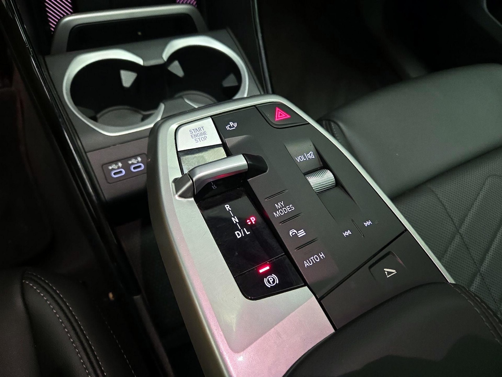 2024 BMW X1 28i - Photo 18