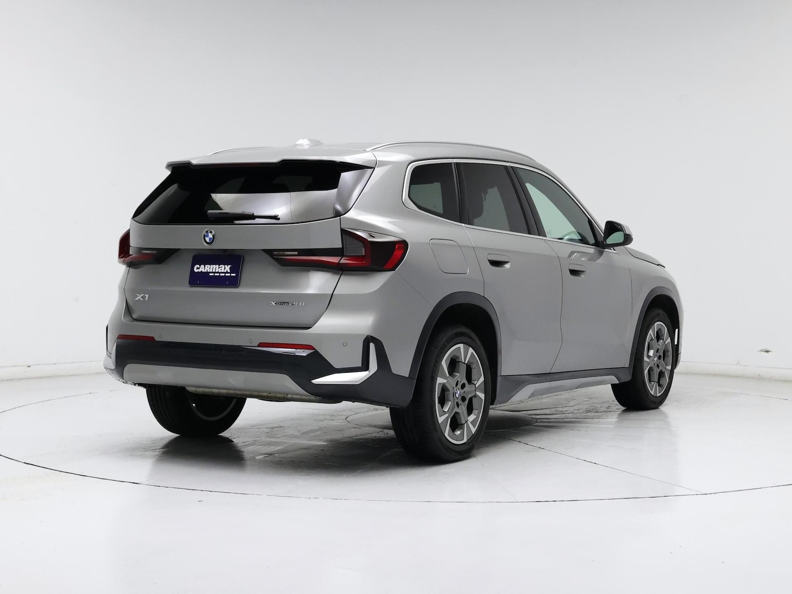 2024 BMW X1 28i - Photo 9