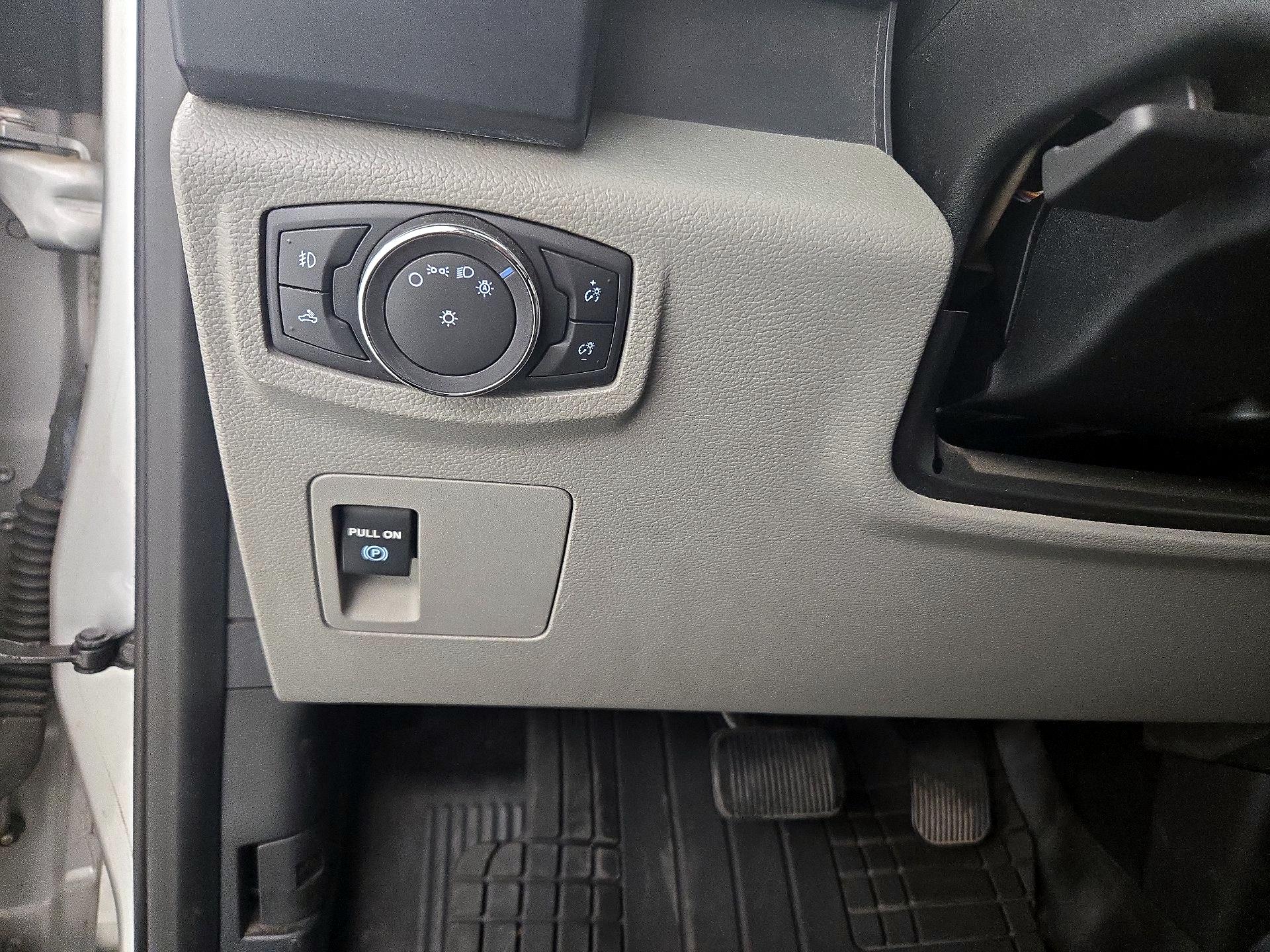 Thumbnail: 2016 Ford F-150 - 13