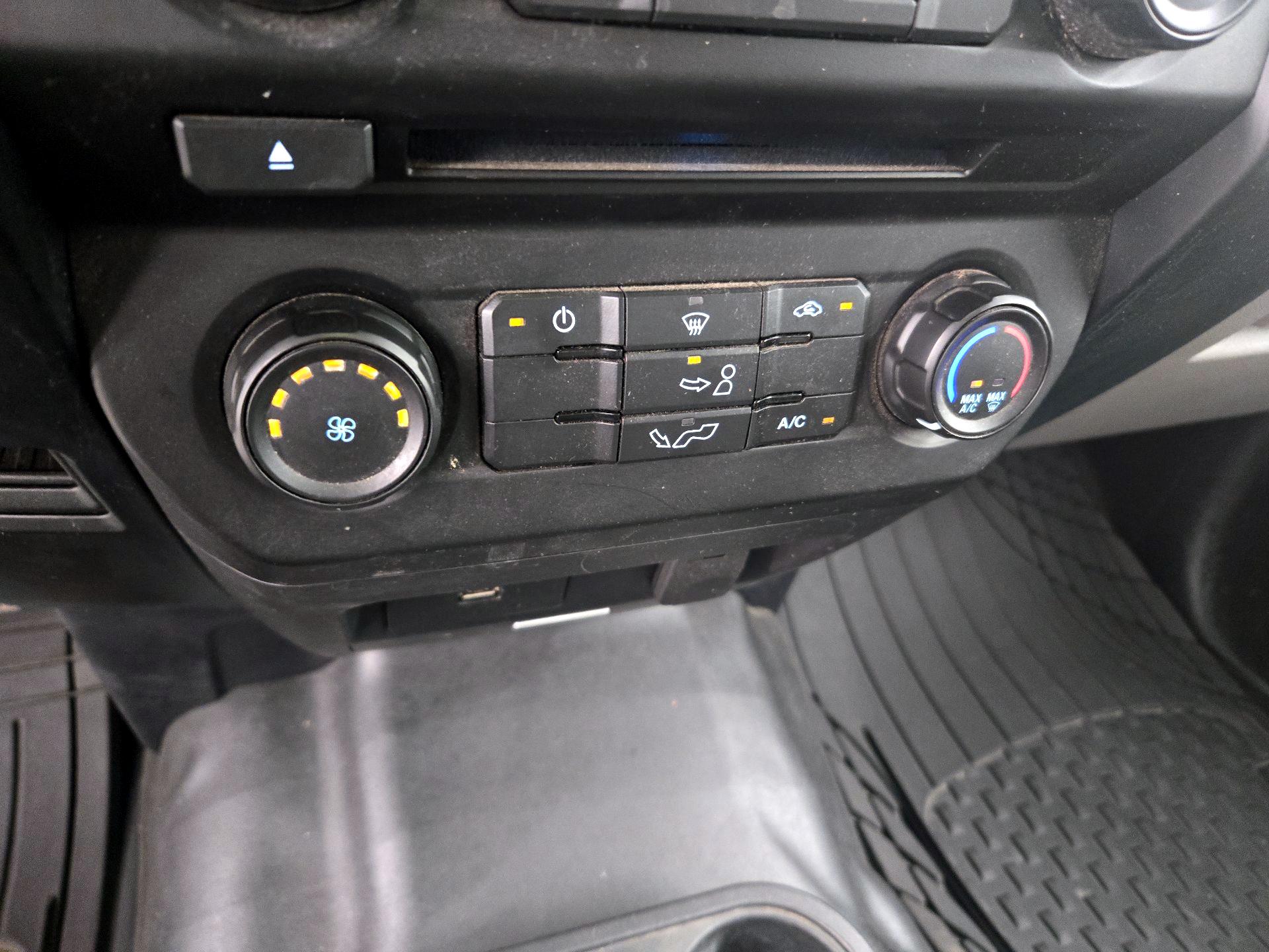 Thumbnail: 2016 Ford F-150 - 15