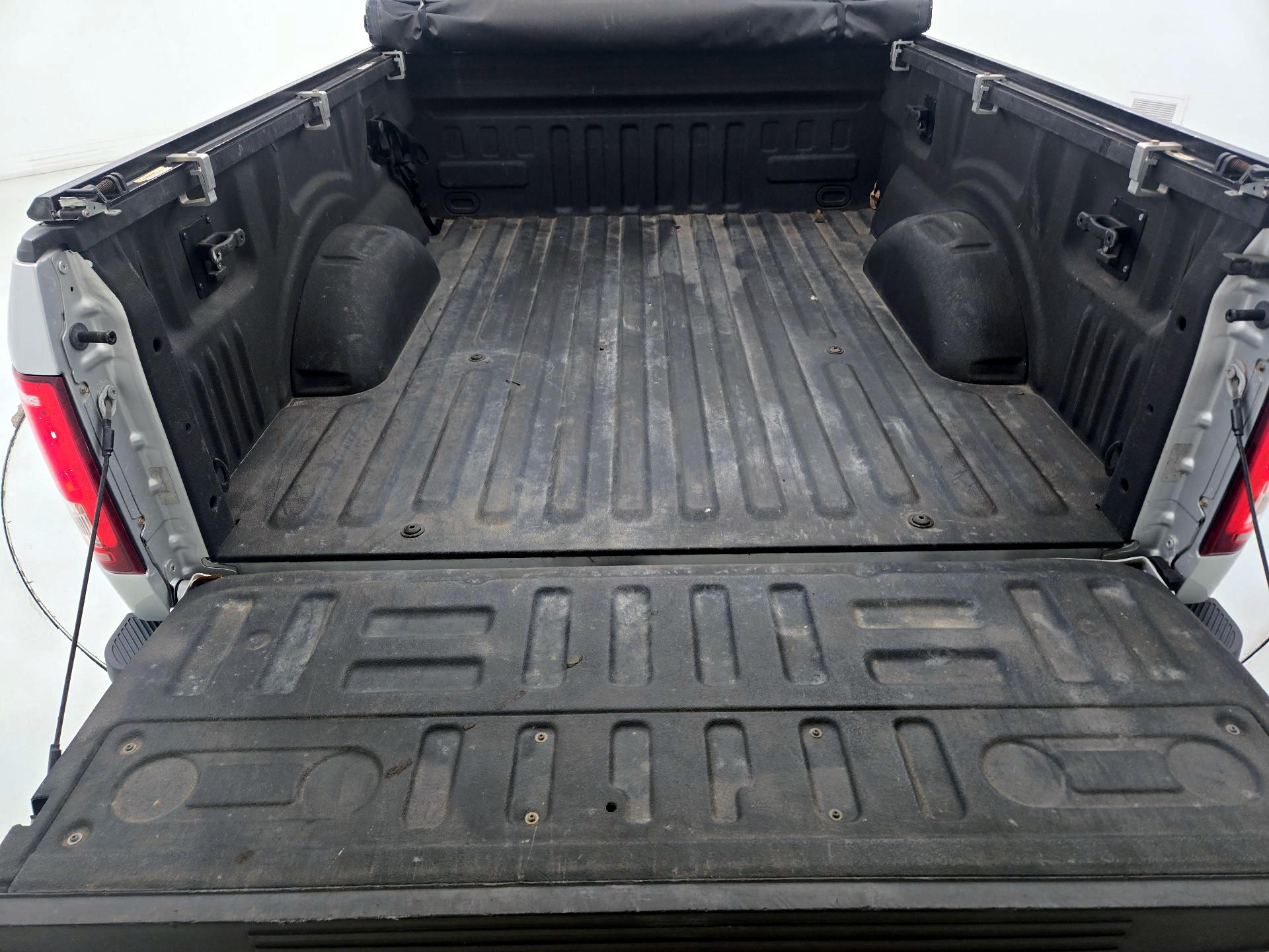 Thumbnail: 2016 Ford F-150 - 19