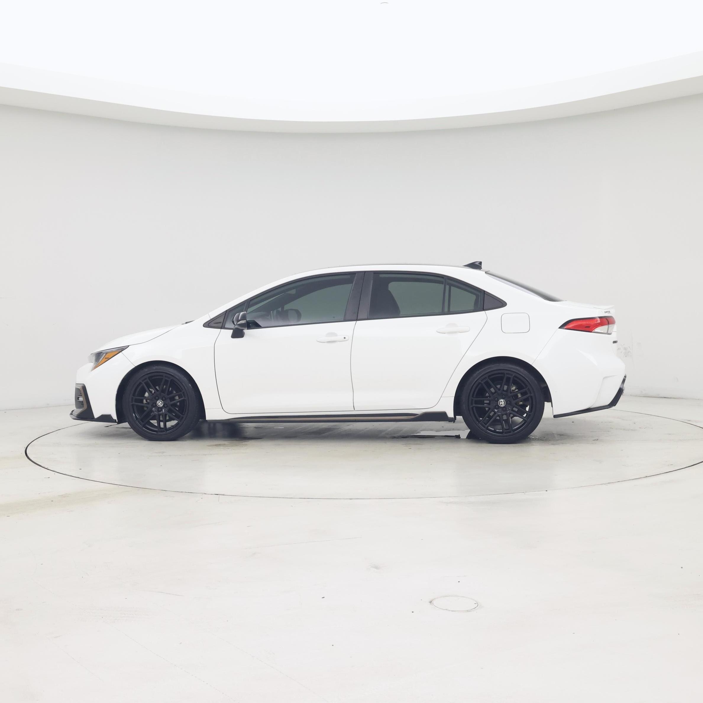 Thumbnail: 2023 Toyota Corolla - 3