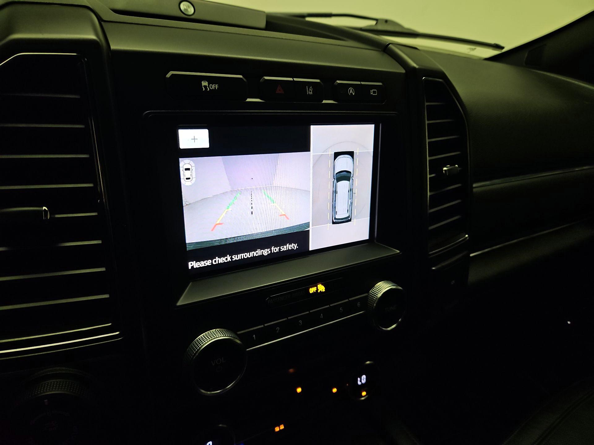 Thumbnail: 2020 Ford Expedition - 15