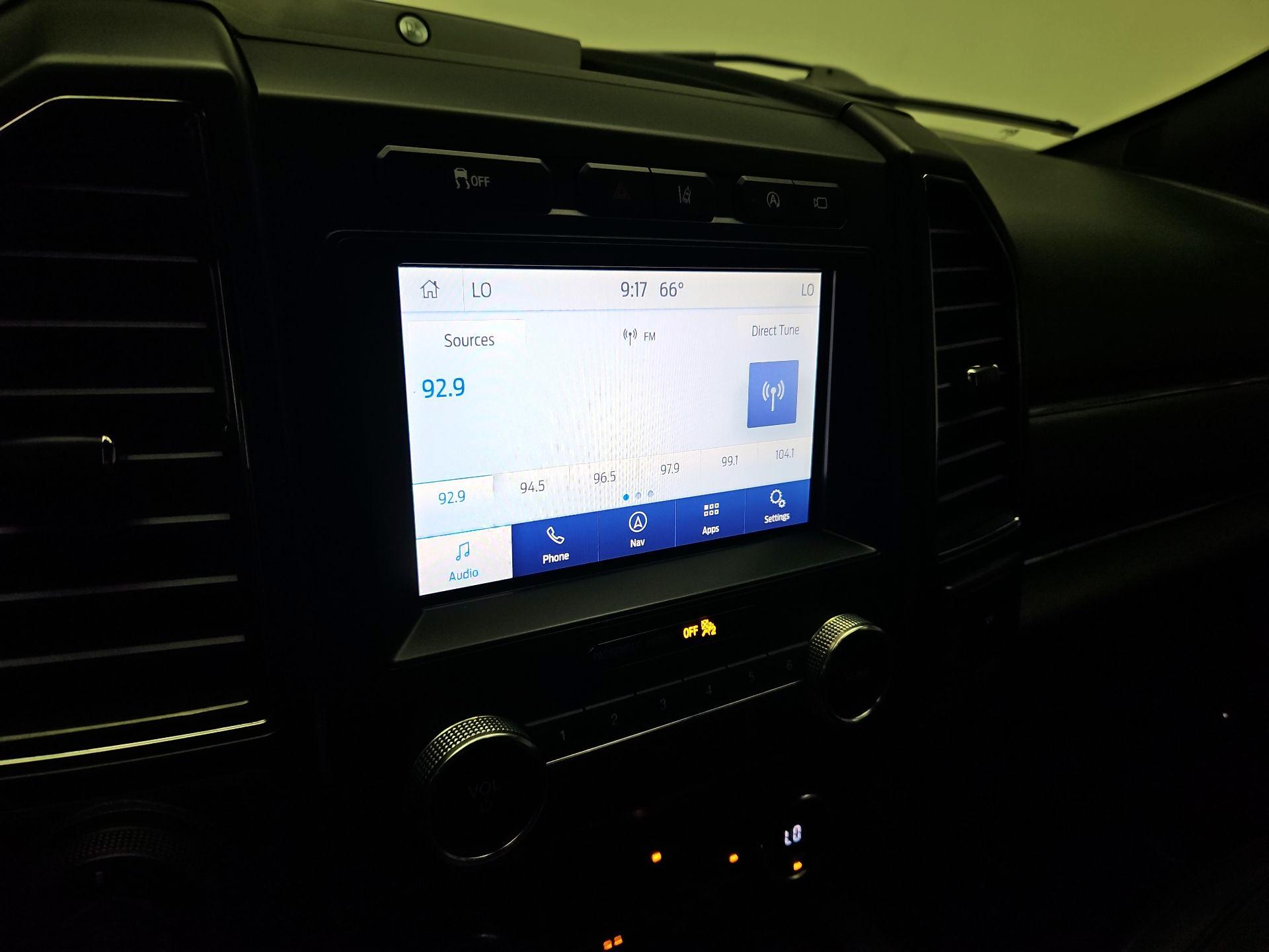 Thumbnail: 2020 Ford Expedition - 16