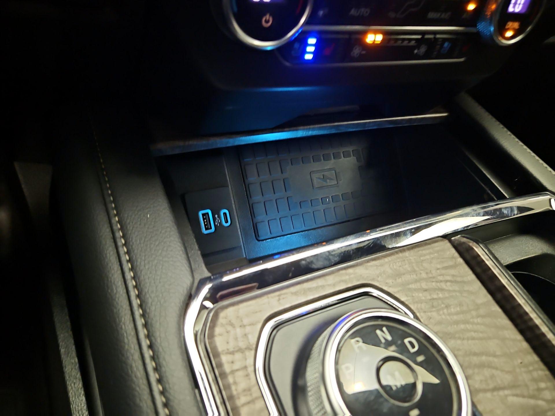 Thumbnail: 2020 Ford Expedition - 19