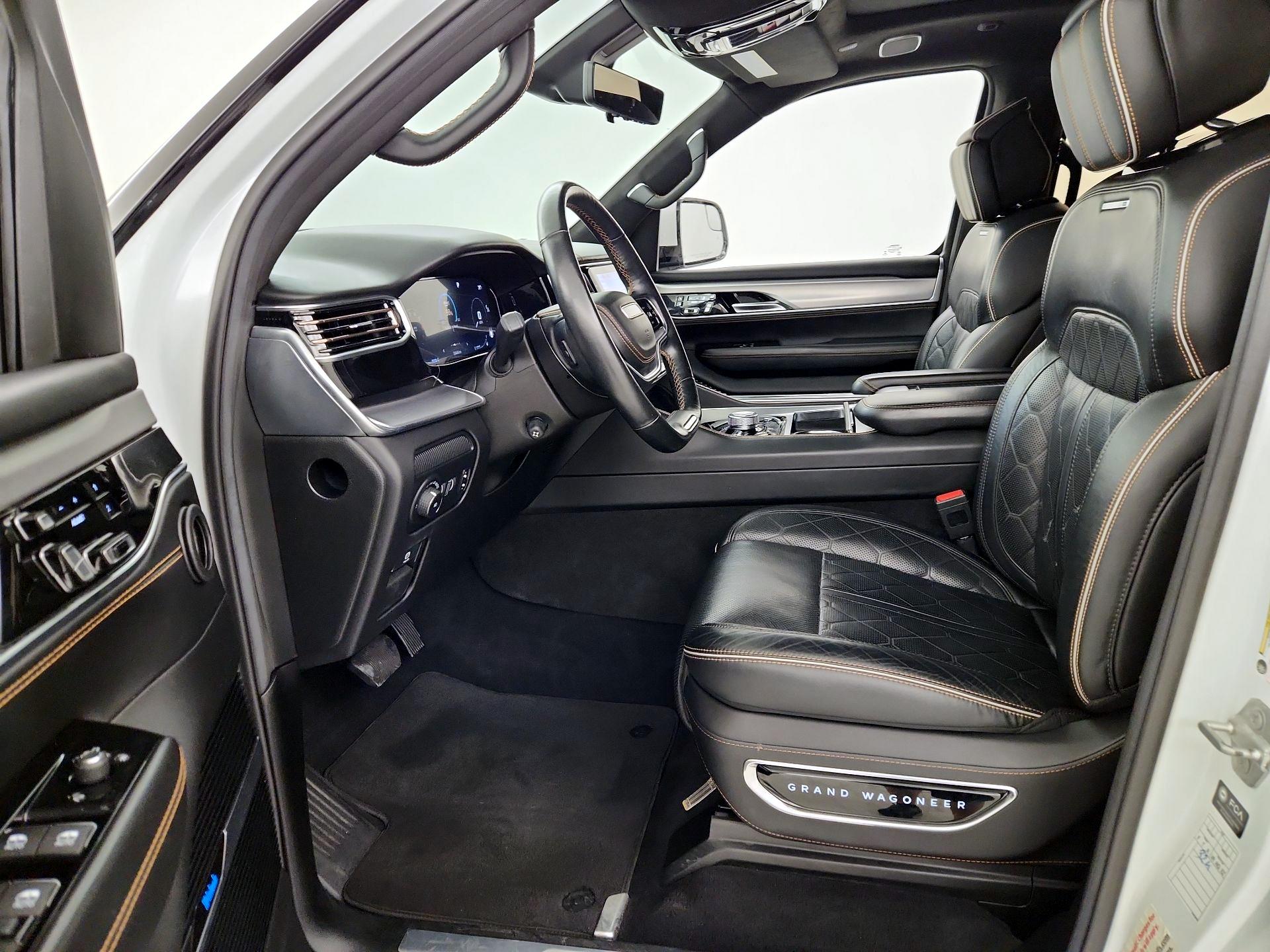 Thumbnail: 2022 Jeep Grand Wagoneer - 11