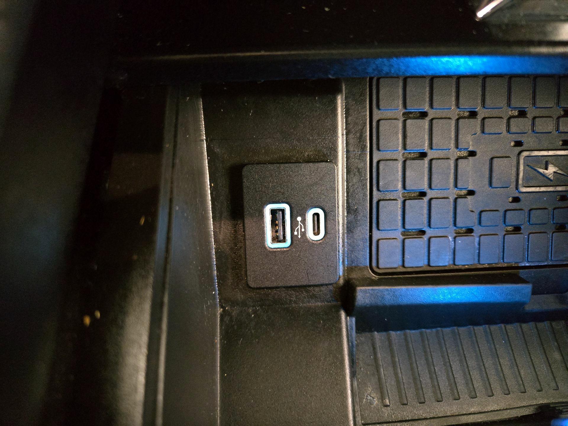 Thumbnail: 2024 Ford Expedition MAX - 19