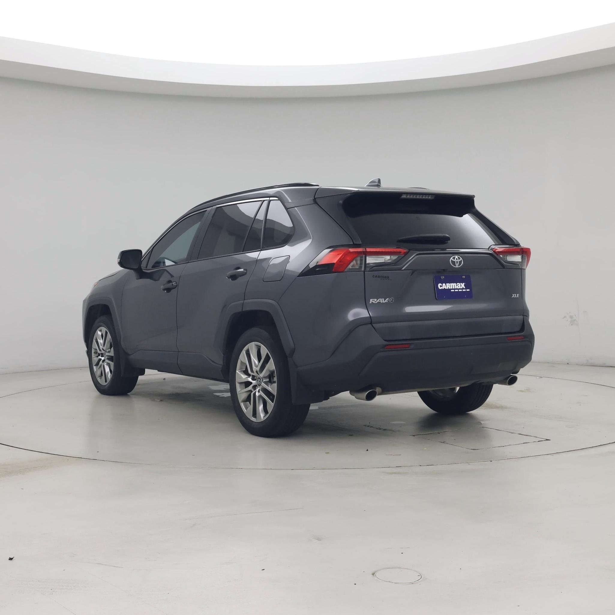 Thumbnail: 2019 Toyota RAV4 - 2