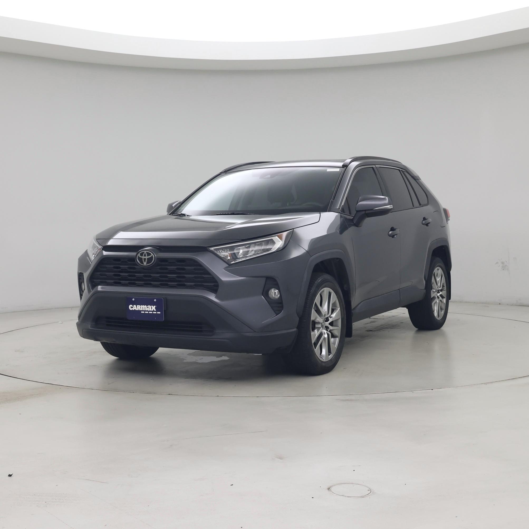Thumbnail: 2019 Toyota RAV4 - 4
