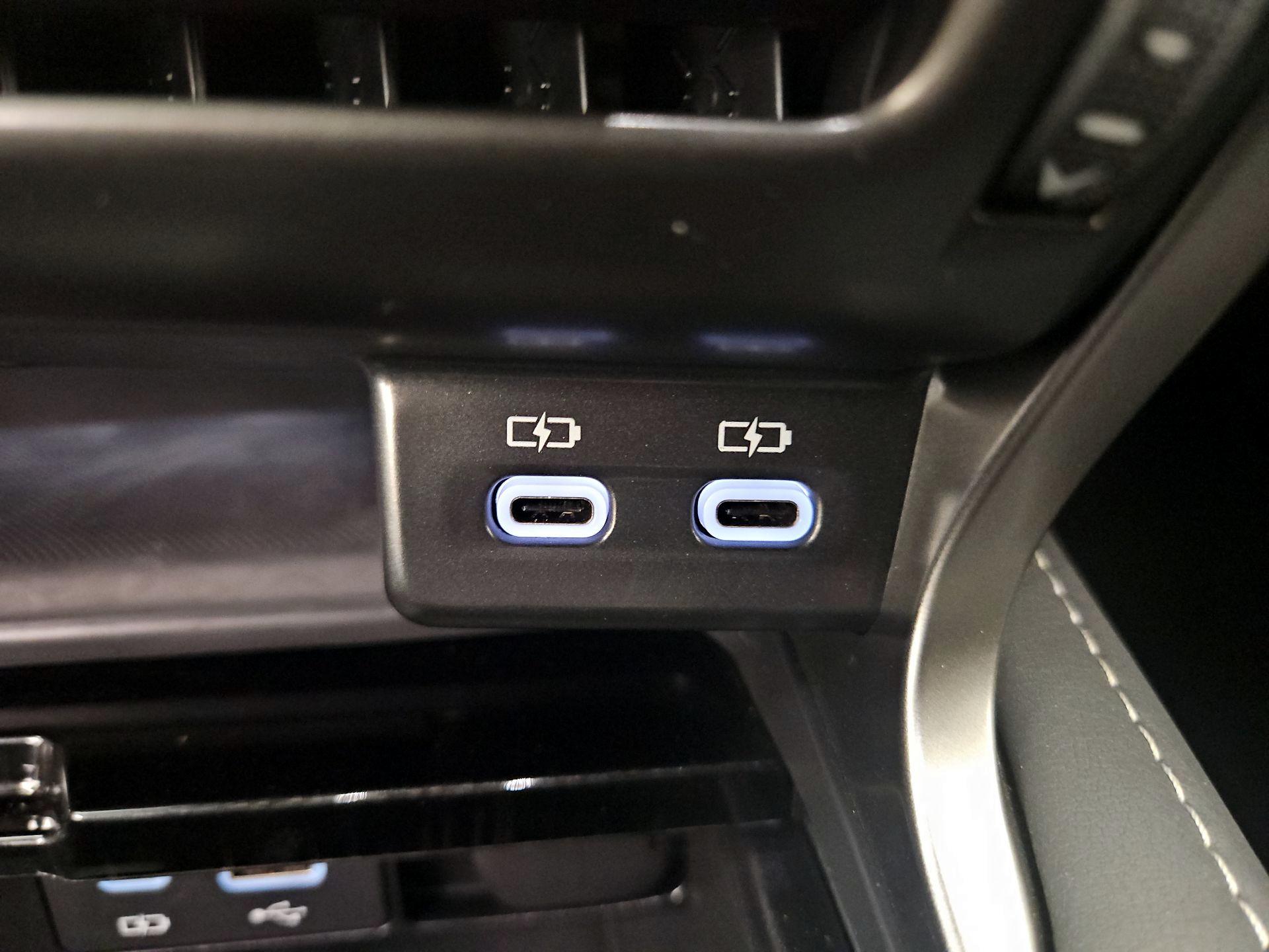 Thumbnail: 2025 Lexus RX - 18