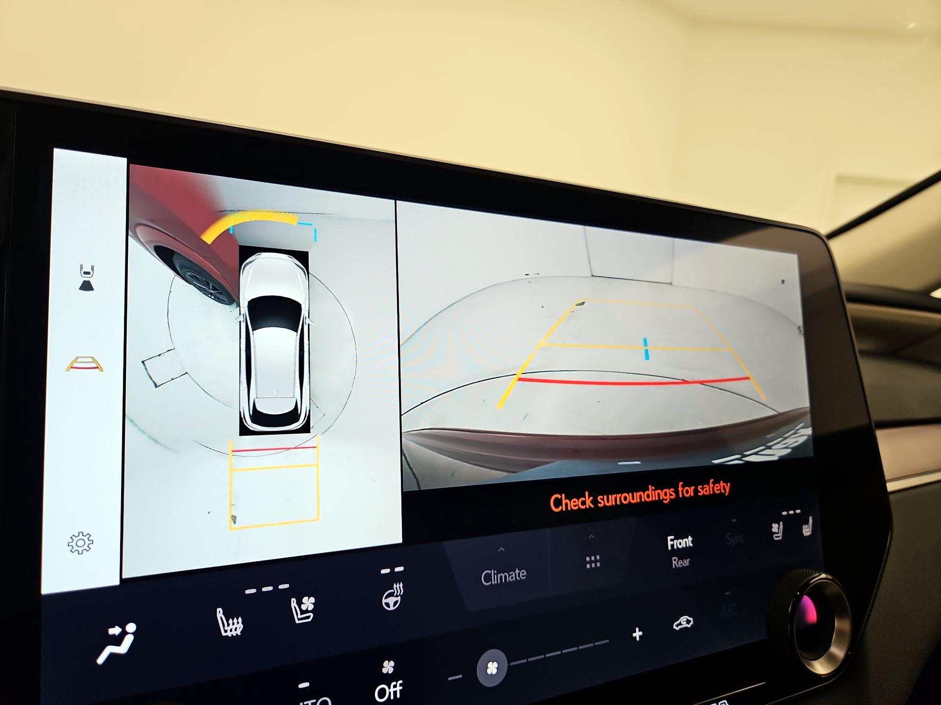 Thumbnail: 2024 Lexus RX - 14