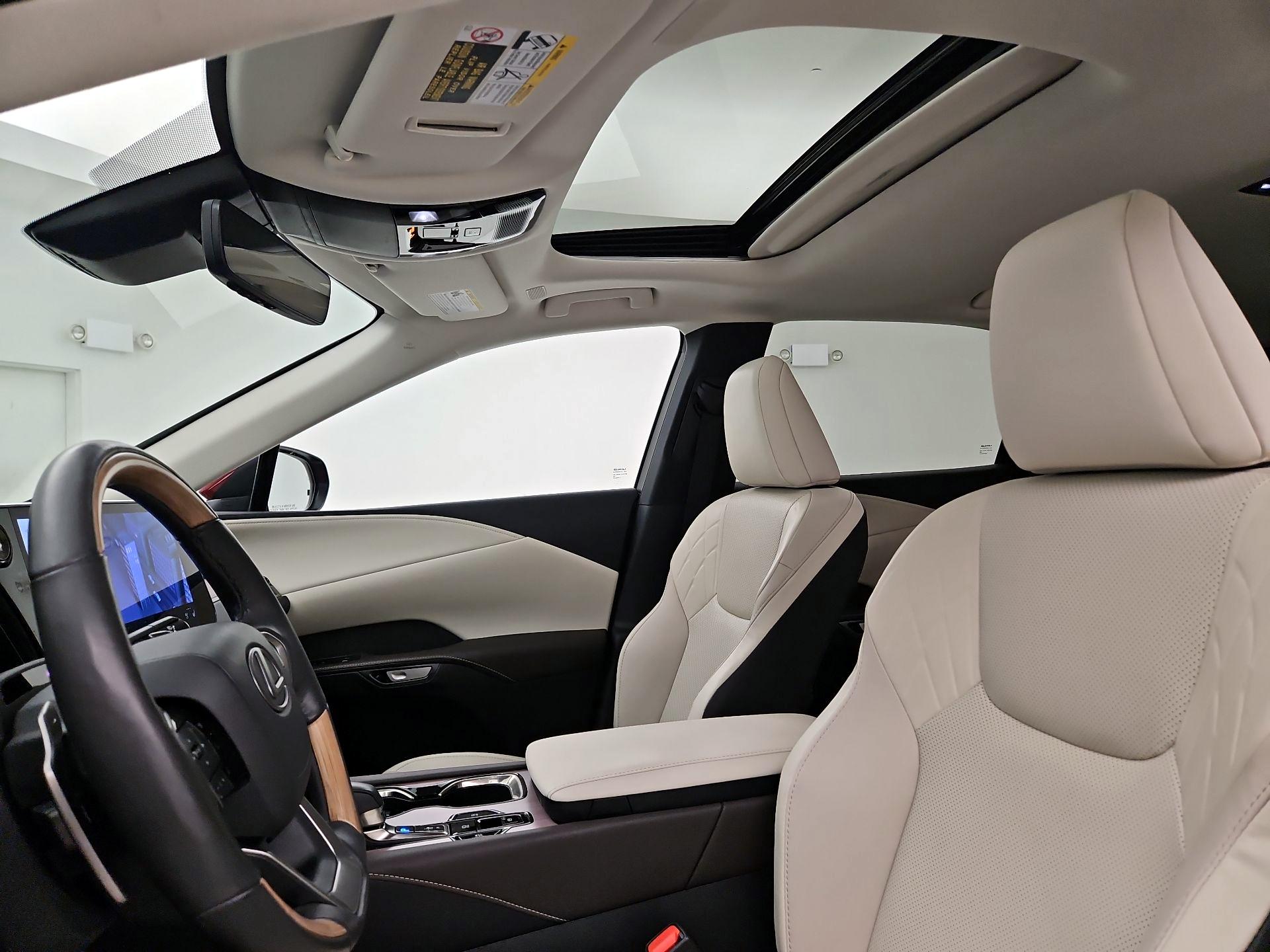 Thumbnail: 2024 Lexus RX - 19