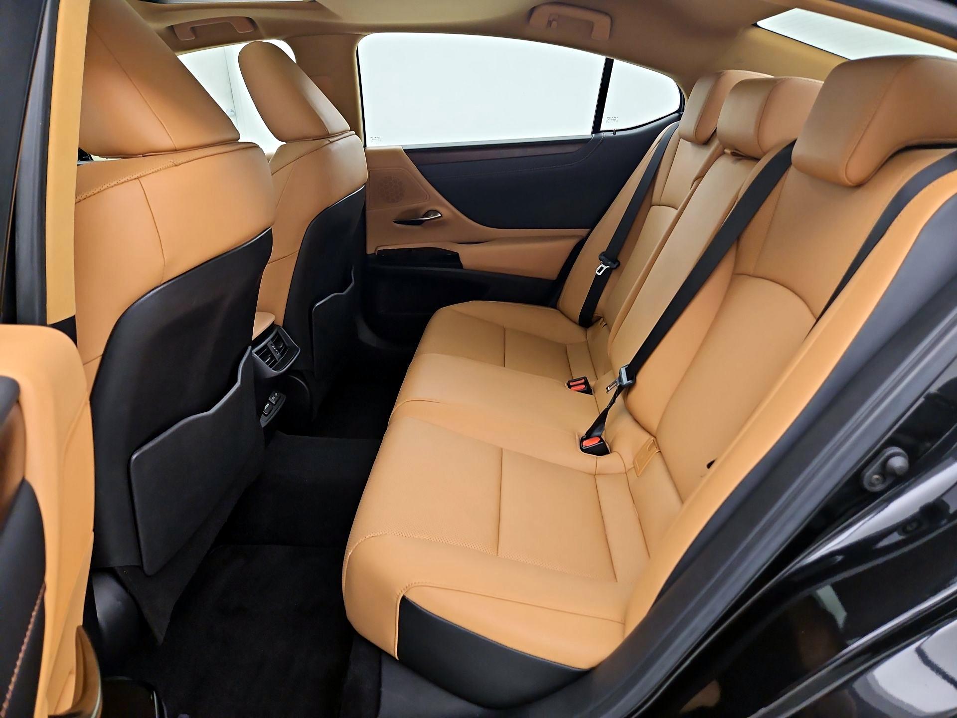 Thumbnail: 2025 Lexus ES - 20