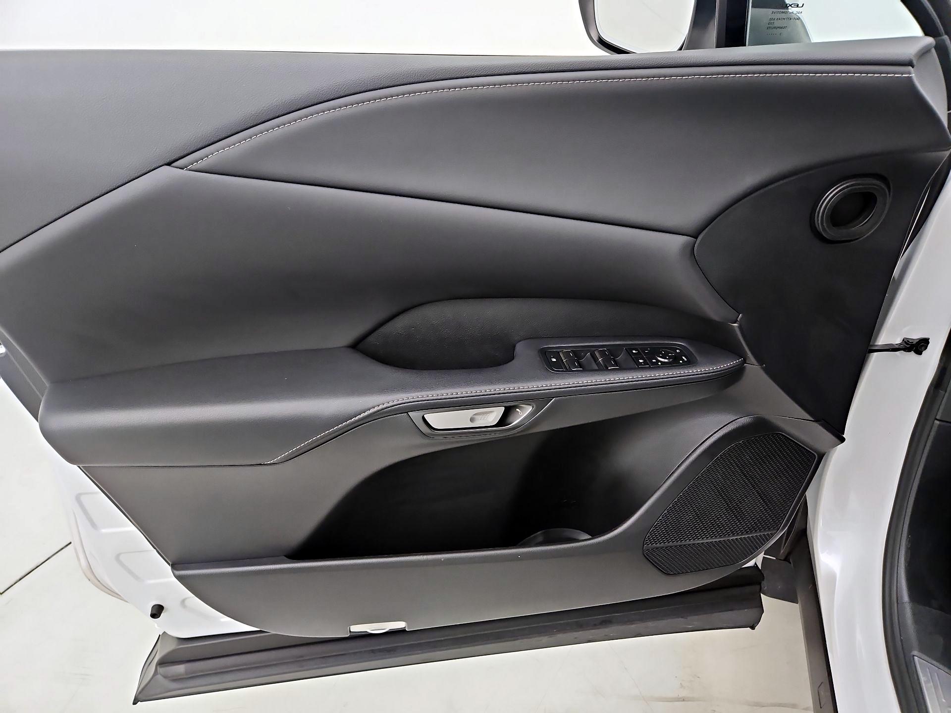 Thumbnail: 2024 Lexus RX - 12