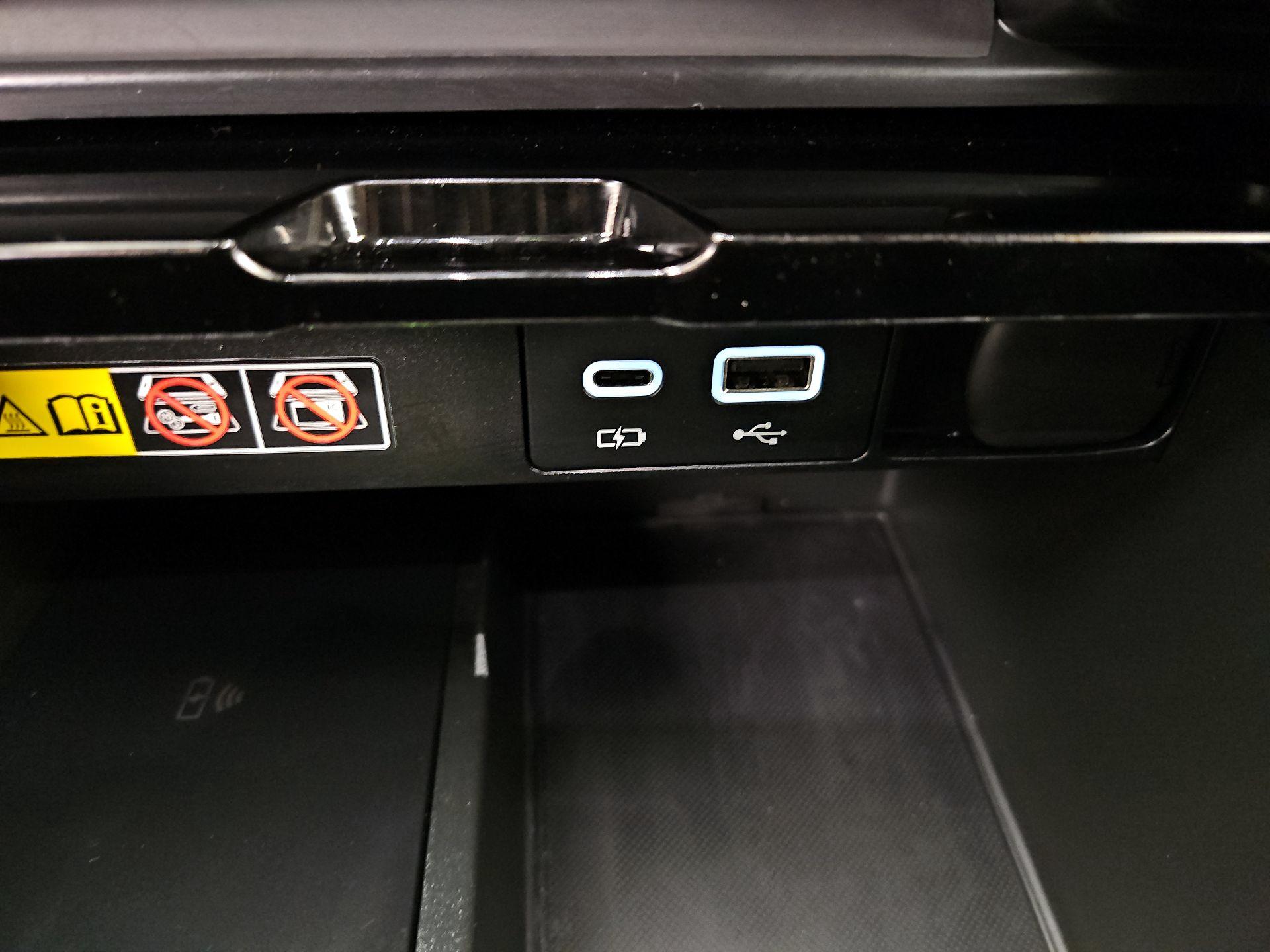 Thumbnail: 2024 Lexus RX - 17