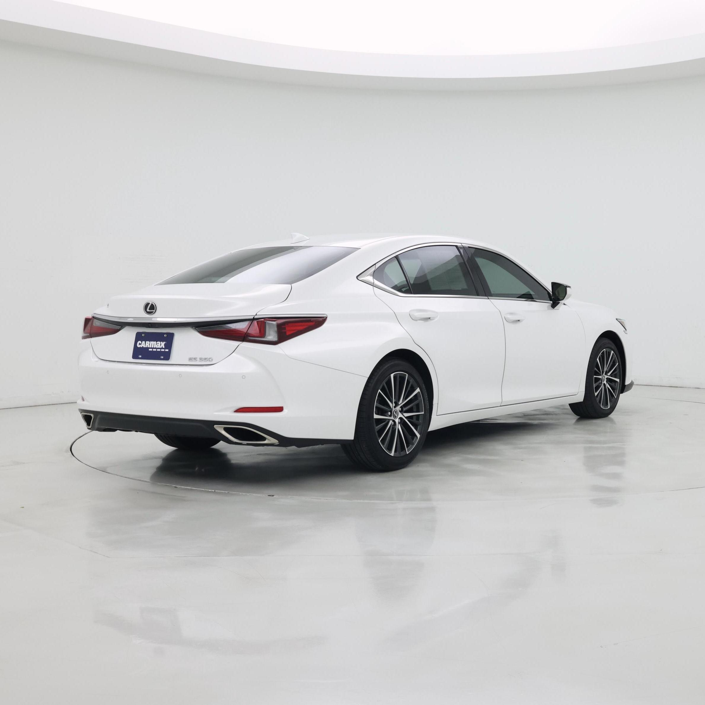 Thumbnail: 2022 Lexus ES - 8