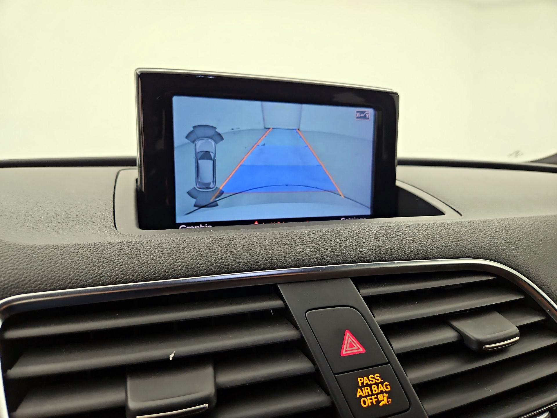 Thumbnail: 2016 Audi Q3 - 15