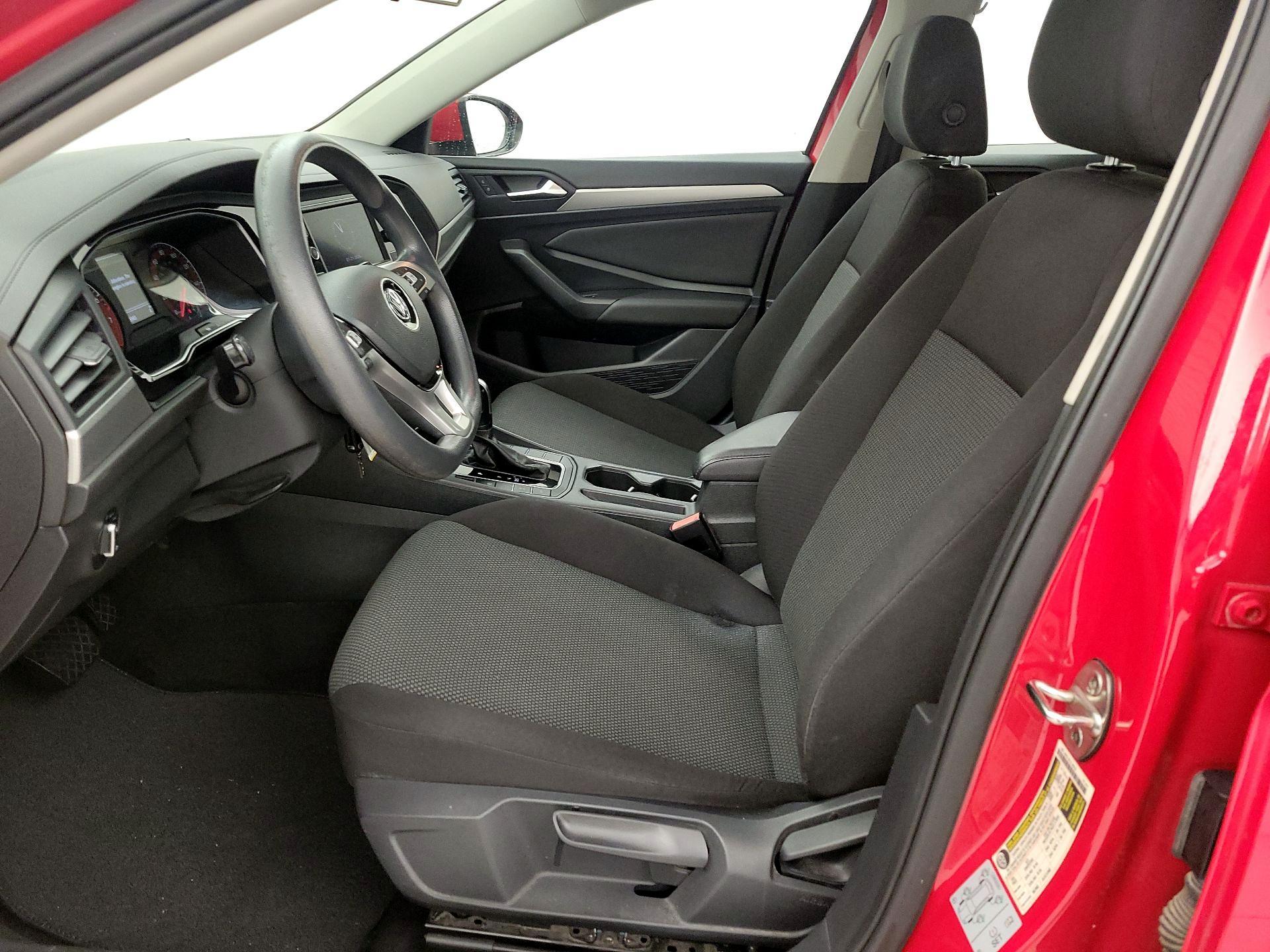 Thumbnail: 2021 Volkswagen Jetta - 11