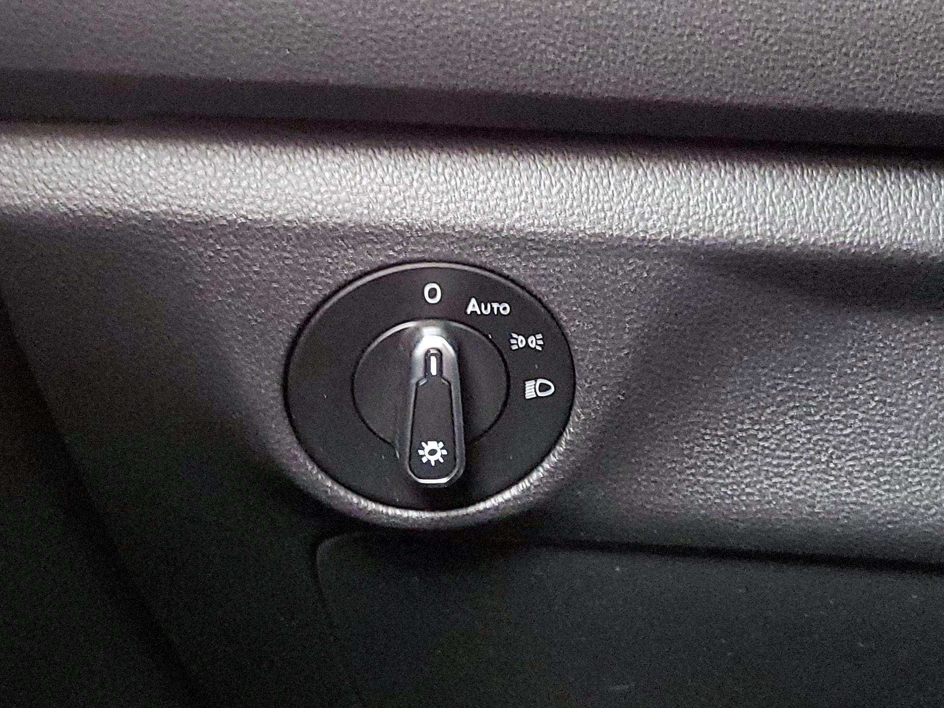 Thumbnail: 2021 Volkswagen Jetta - 13