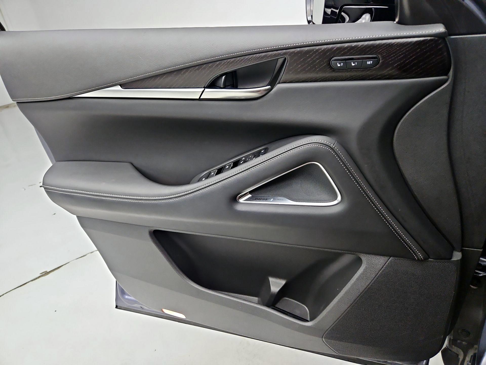 Thumbnail: 2023 INFINITI QX60 - 12