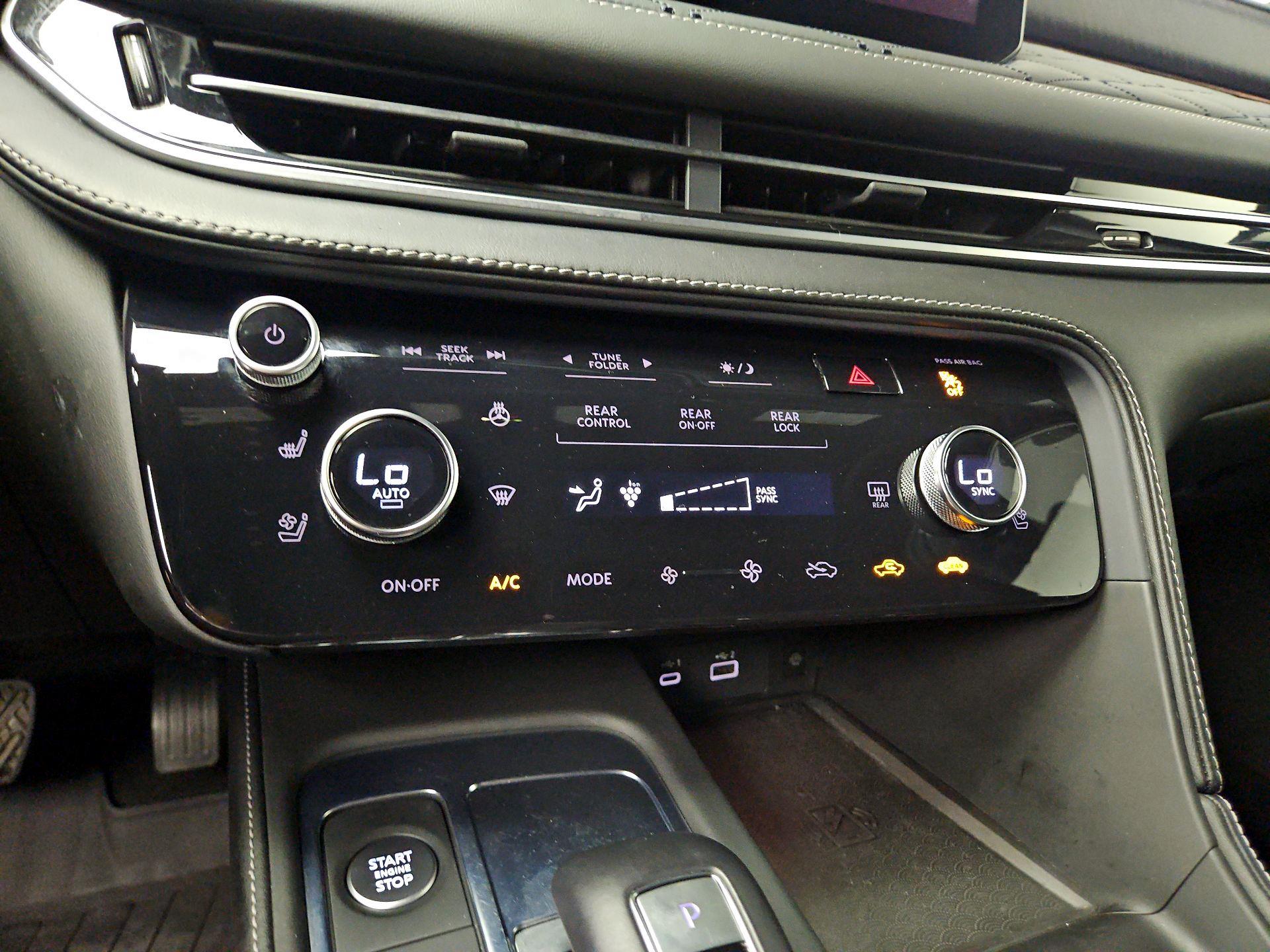 Thumbnail: 2023 INFINITI QX60 - 17