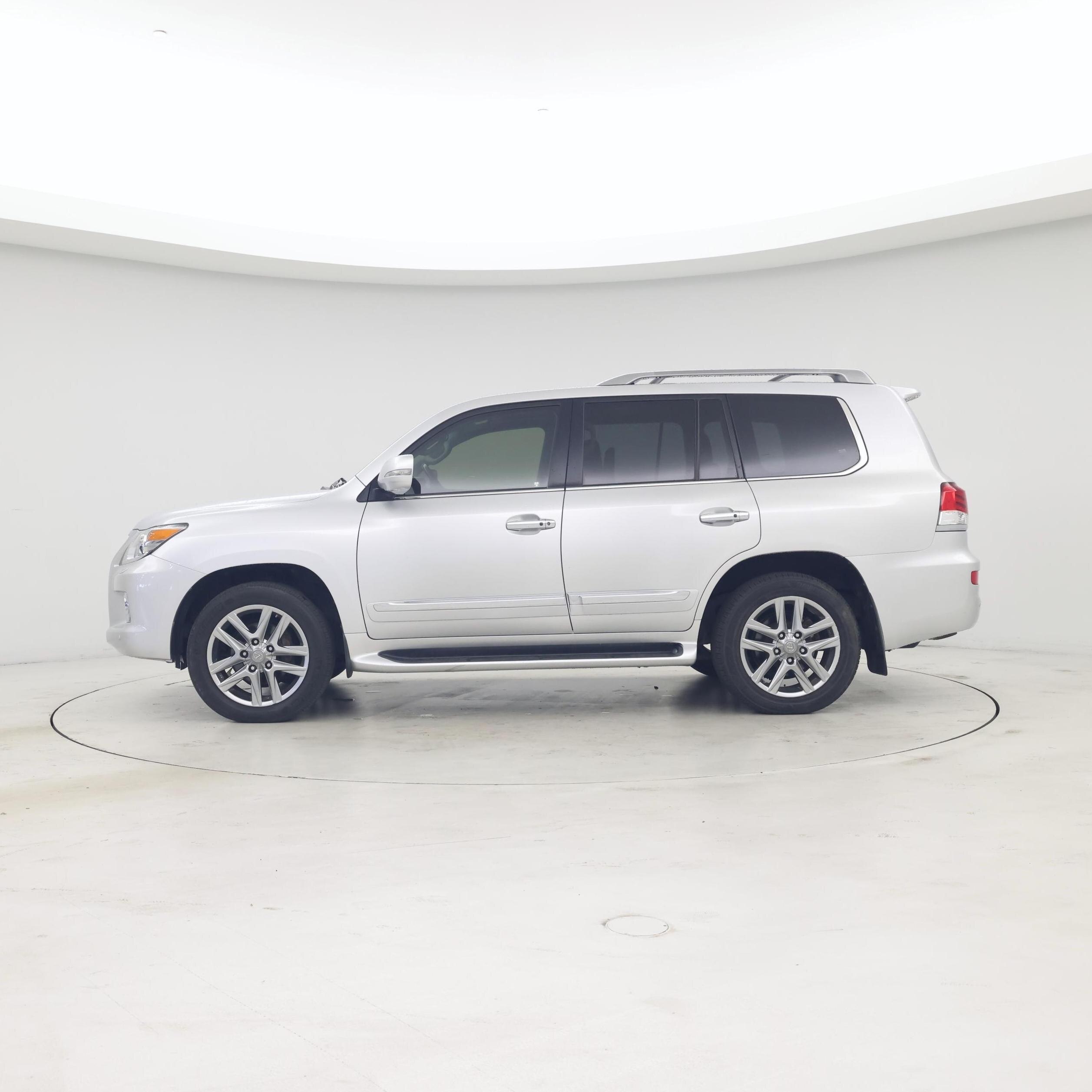 Thumbnail: 2014 Lexus LX - 3