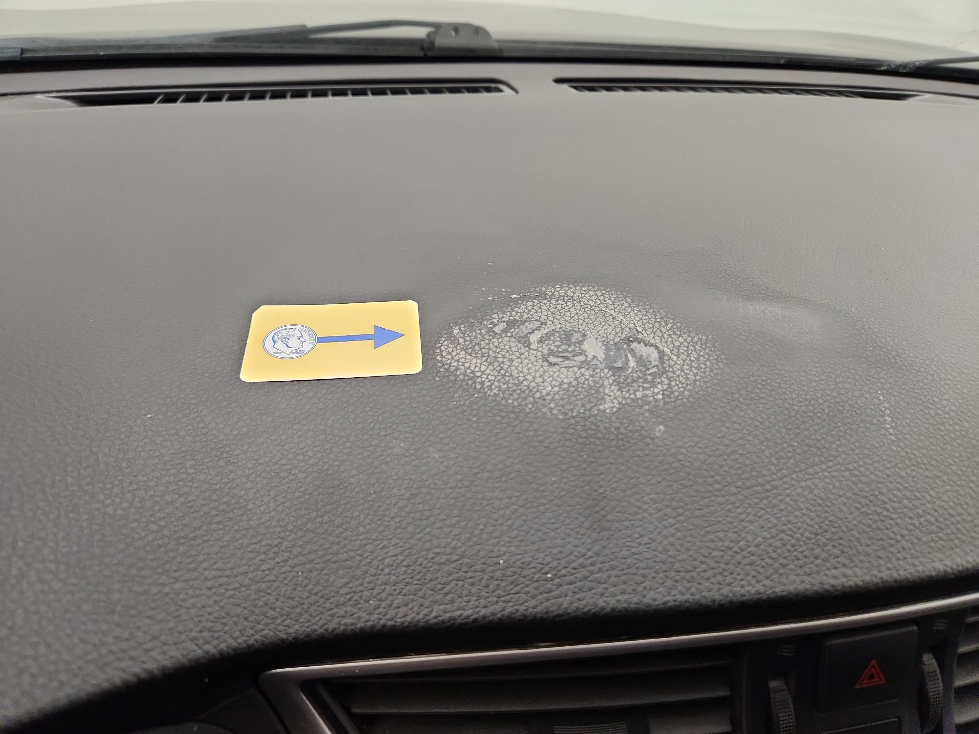 Thumbnail: 2015 Nissan Sentra - 19