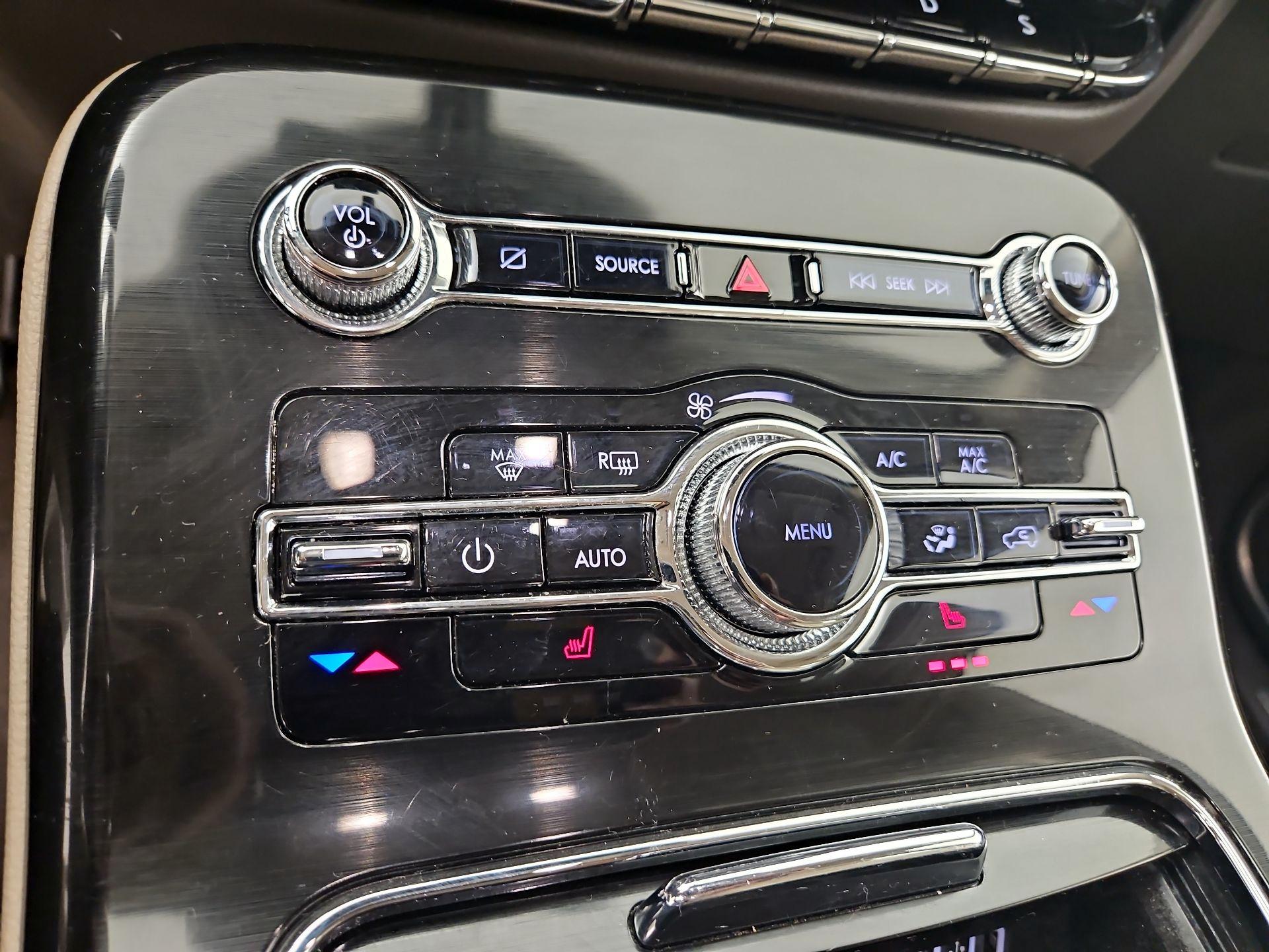 Thumbnail: 2023 Lincoln Nautilus - 17