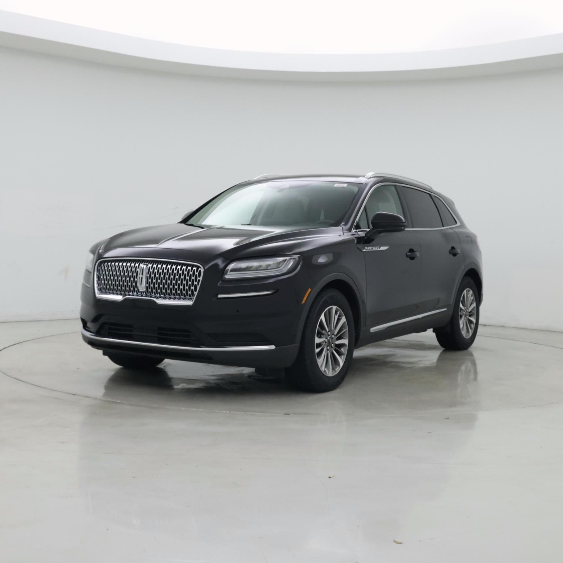 Thumbnail: 2023 Lincoln Nautilus - 4