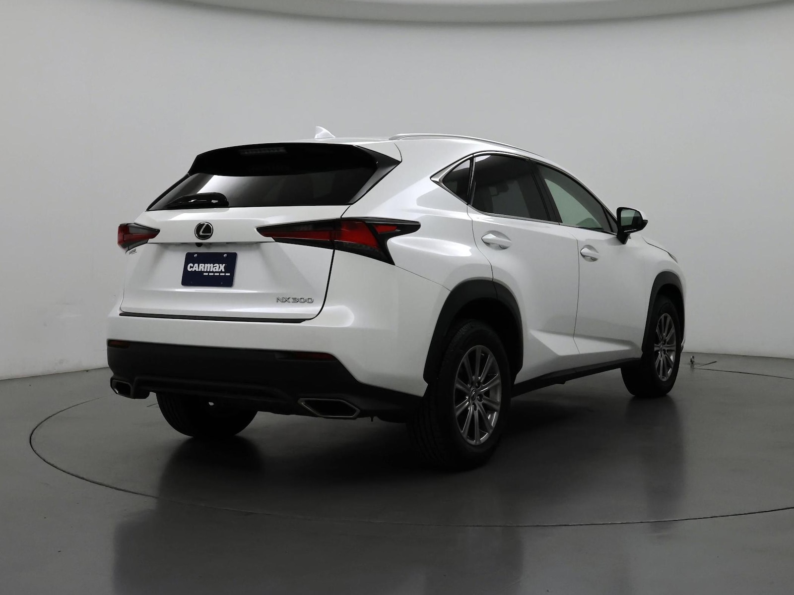 2020 Lexus NX 300 - Photo 9