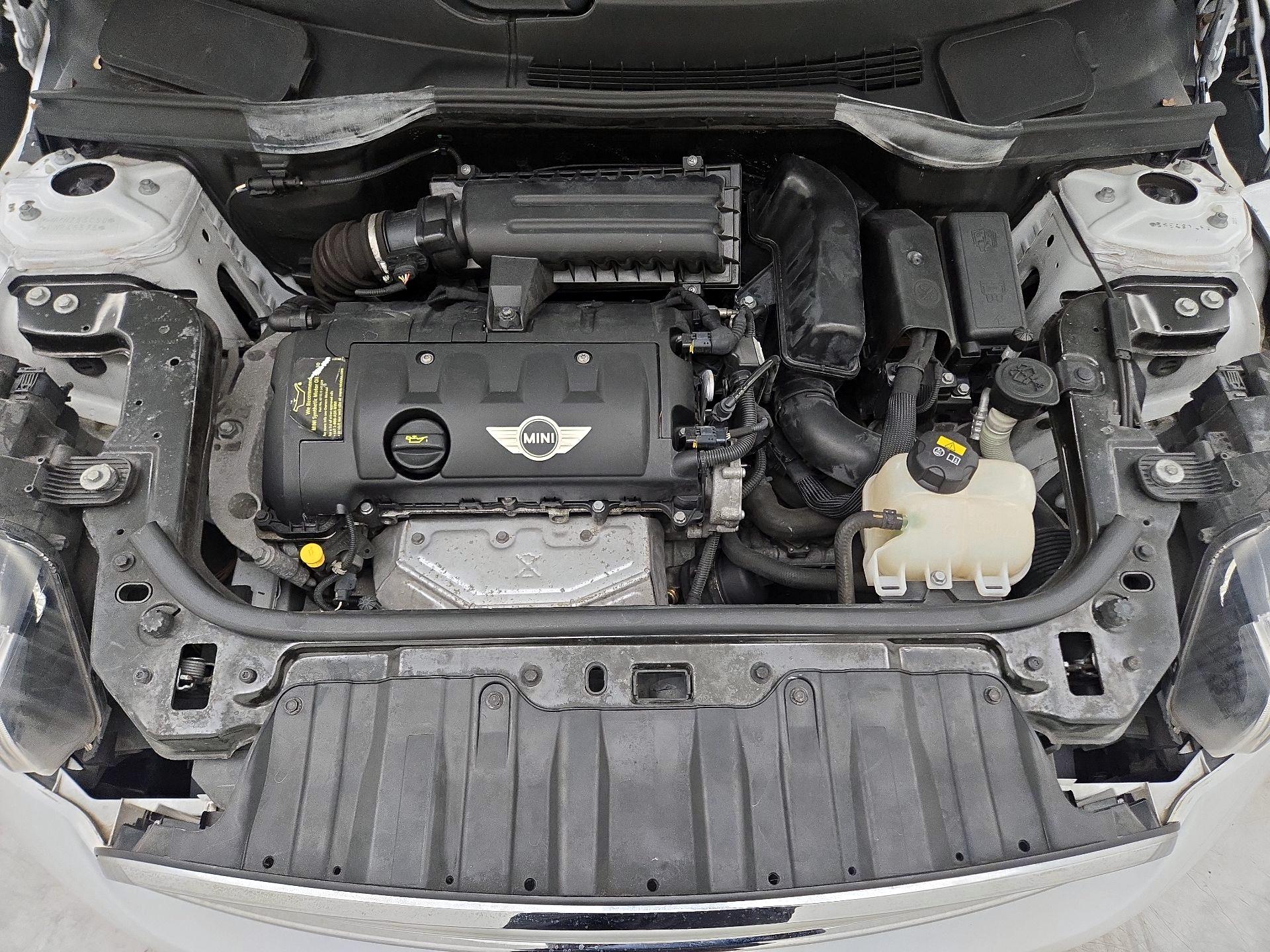 Thumbnail: 2015 MINI Cooper Countryman - 20